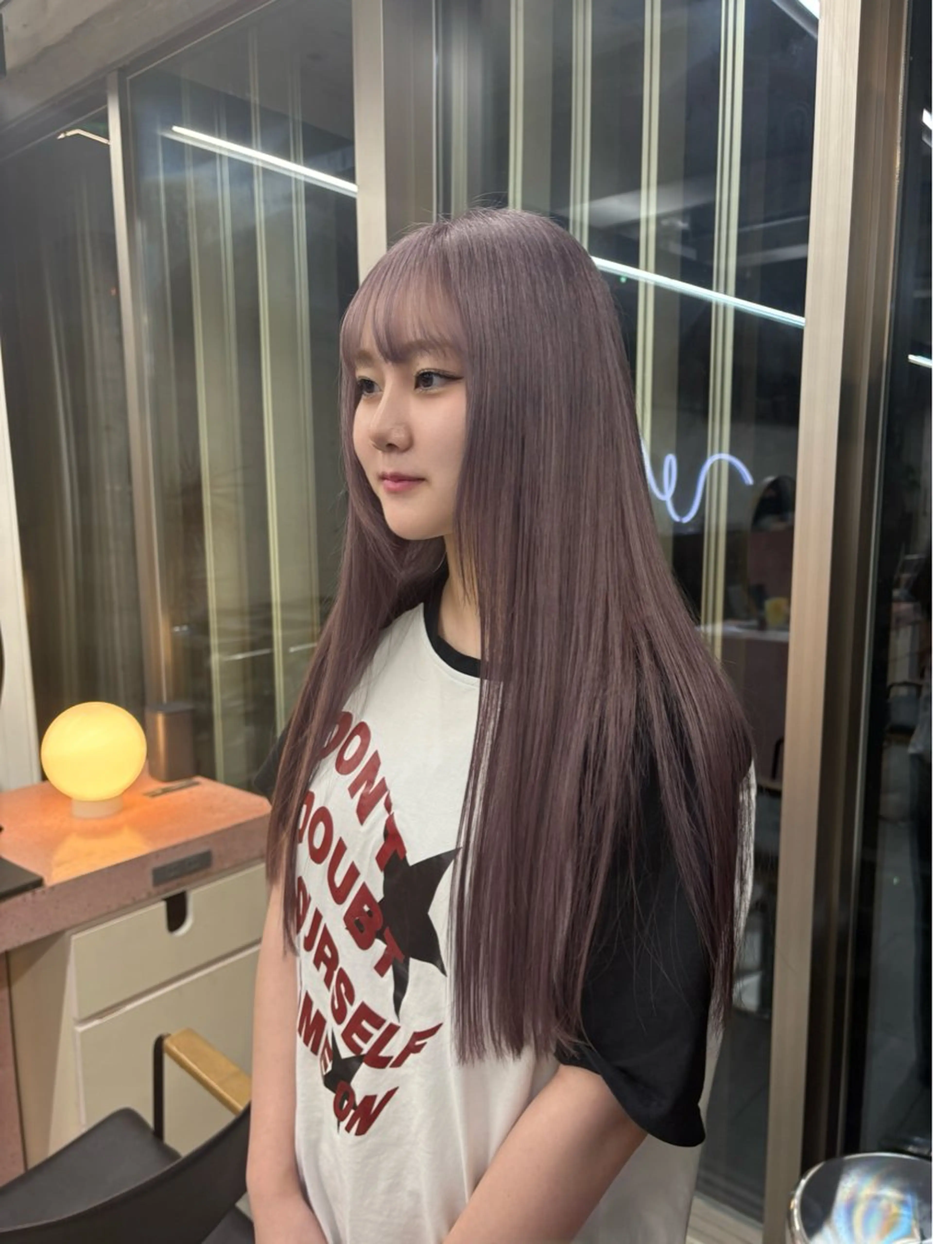 ロング ヘアカラー 大下 心渚 /ブリーチ/艶カラーのヘアスタイル