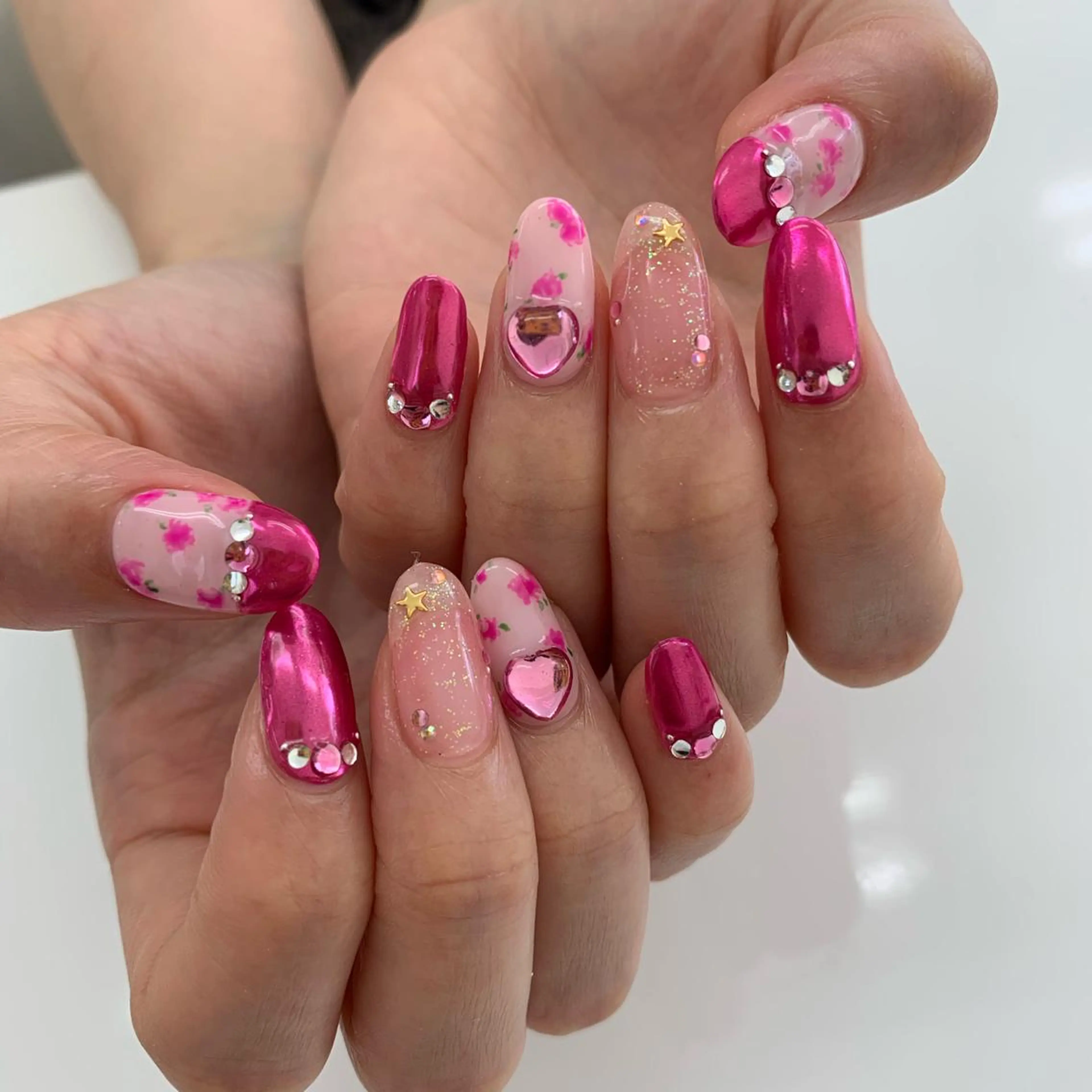 ネイル ハンドネイル 五十嵐 美智のネイルデザイン