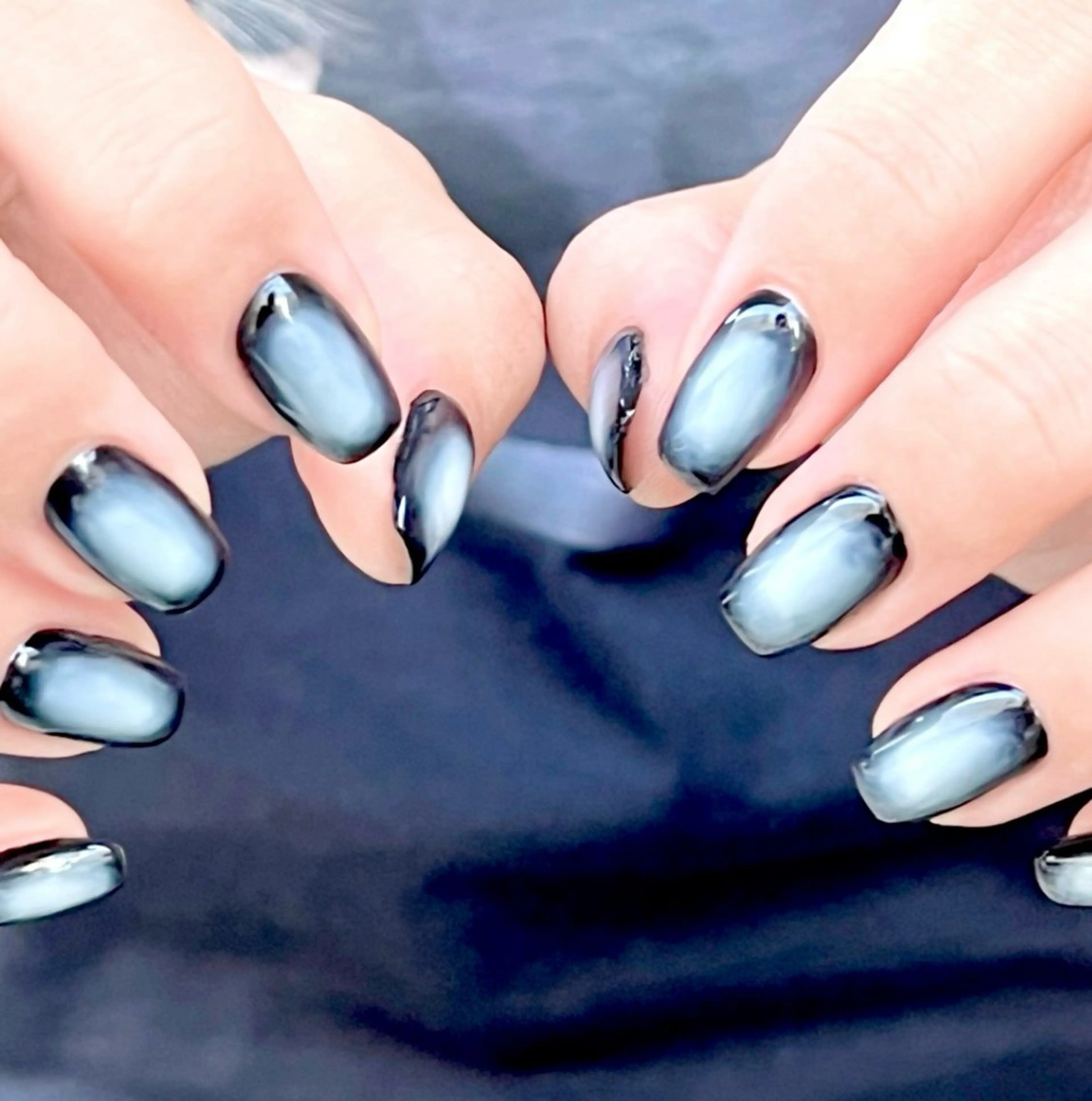 ネイル 坂口 莉愛のネイルデザイン