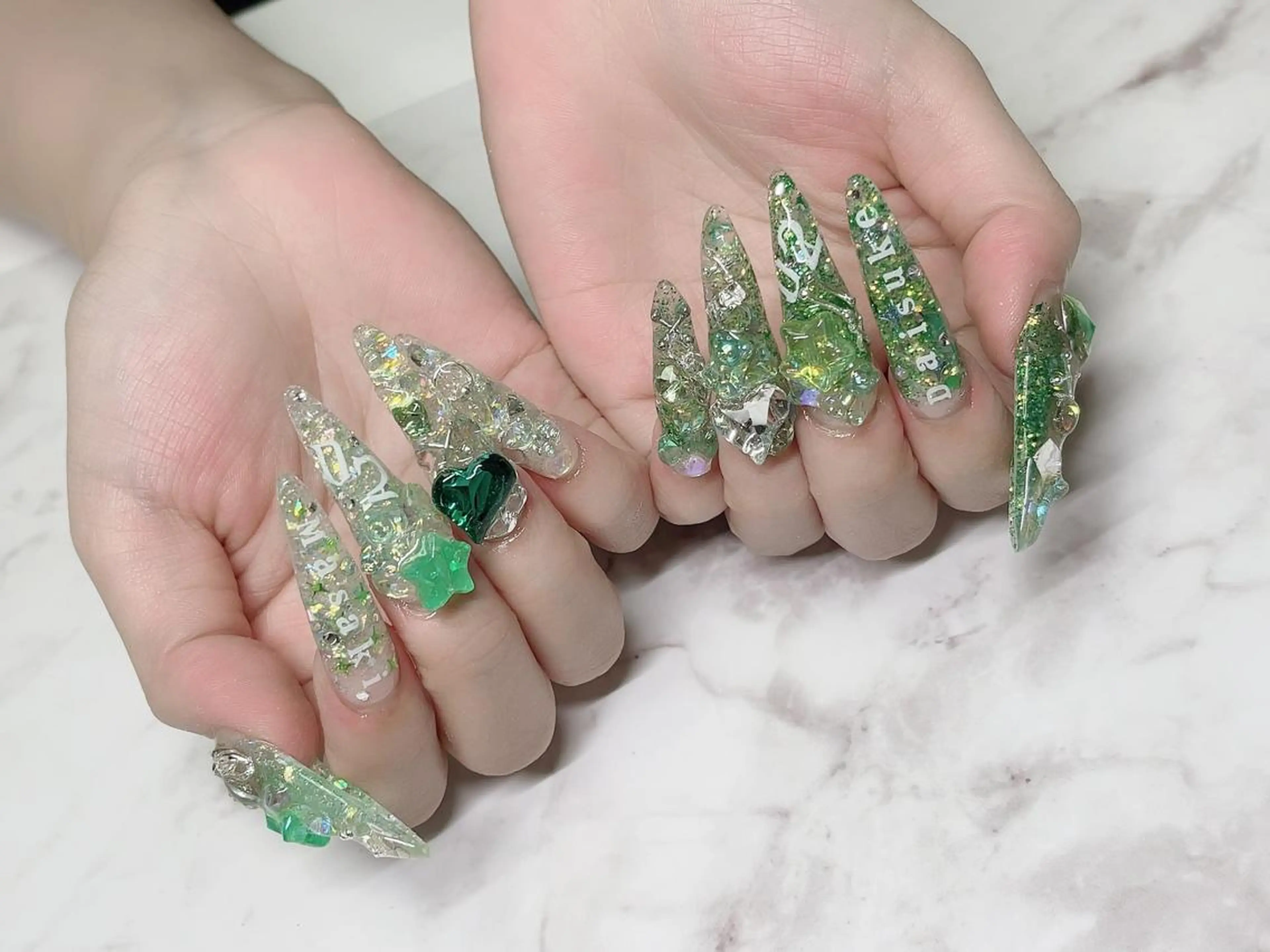 ロング ハンドネイル Nail Salon espritのネイルデザイン