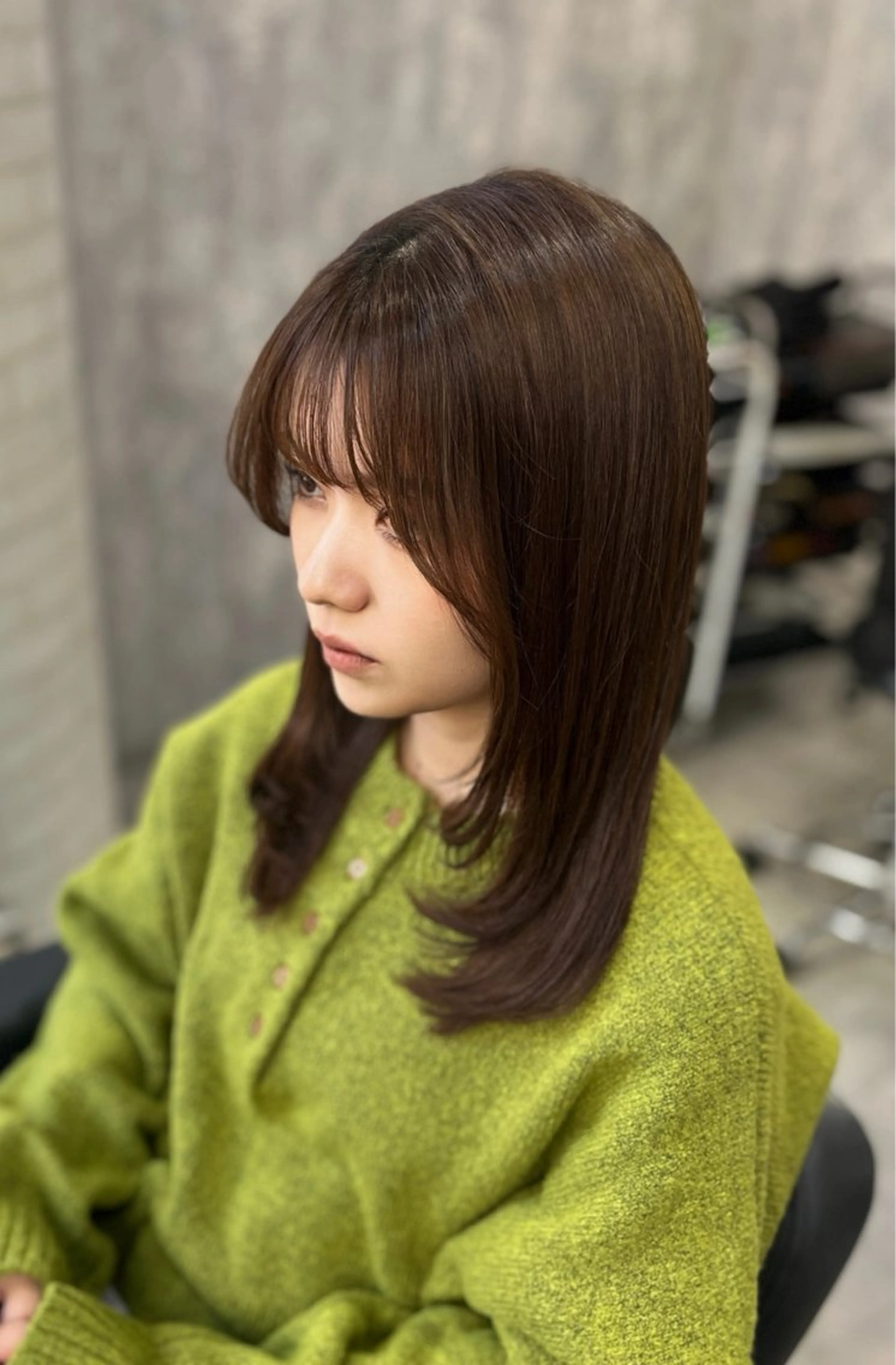 ミディアム レイヤーカット カット ヘアカラー Zina博多店 CHIHIRO🐄*のヘアスタイル