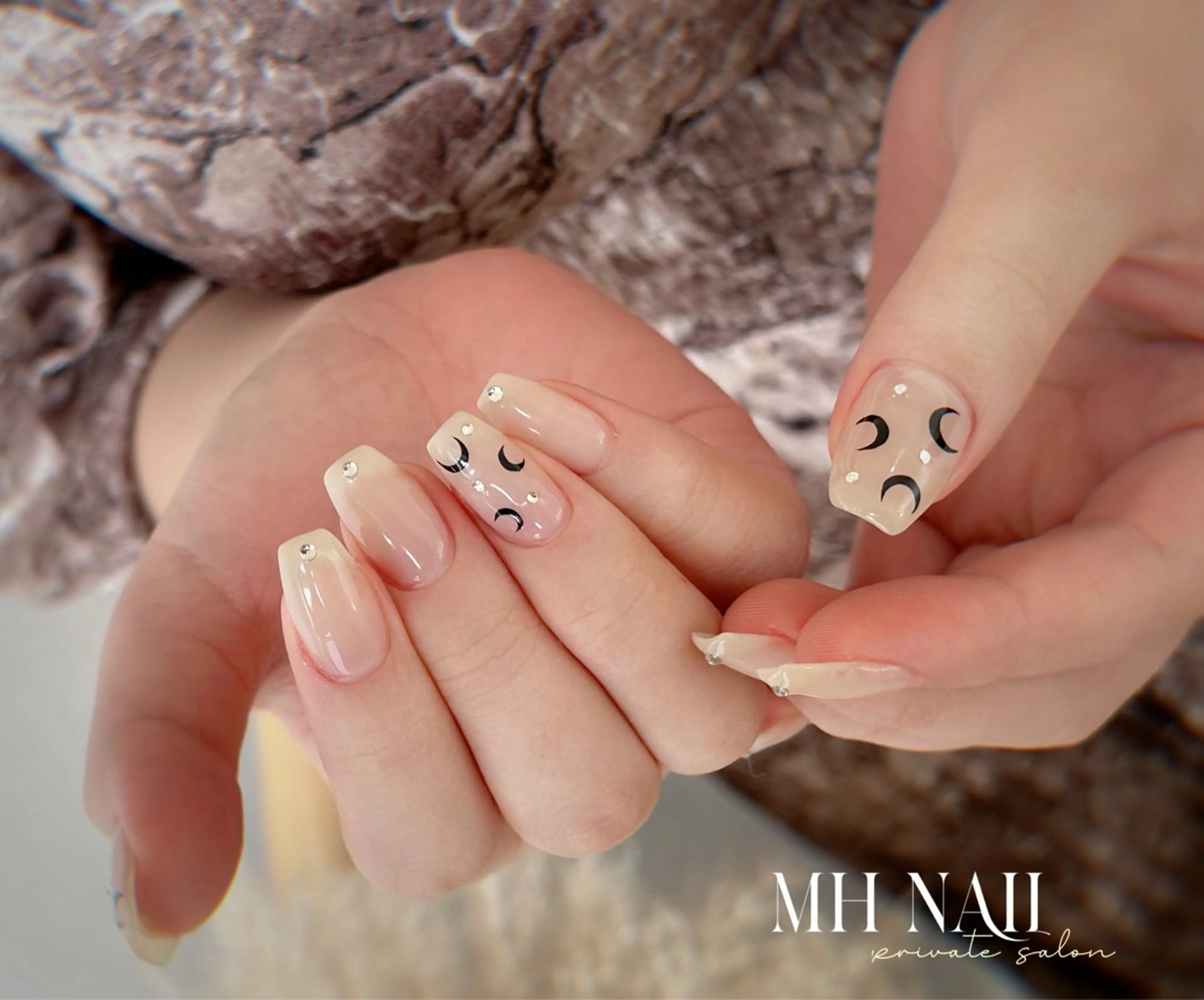 ネイル ハンドネイル MH Nailのネイルデザイン