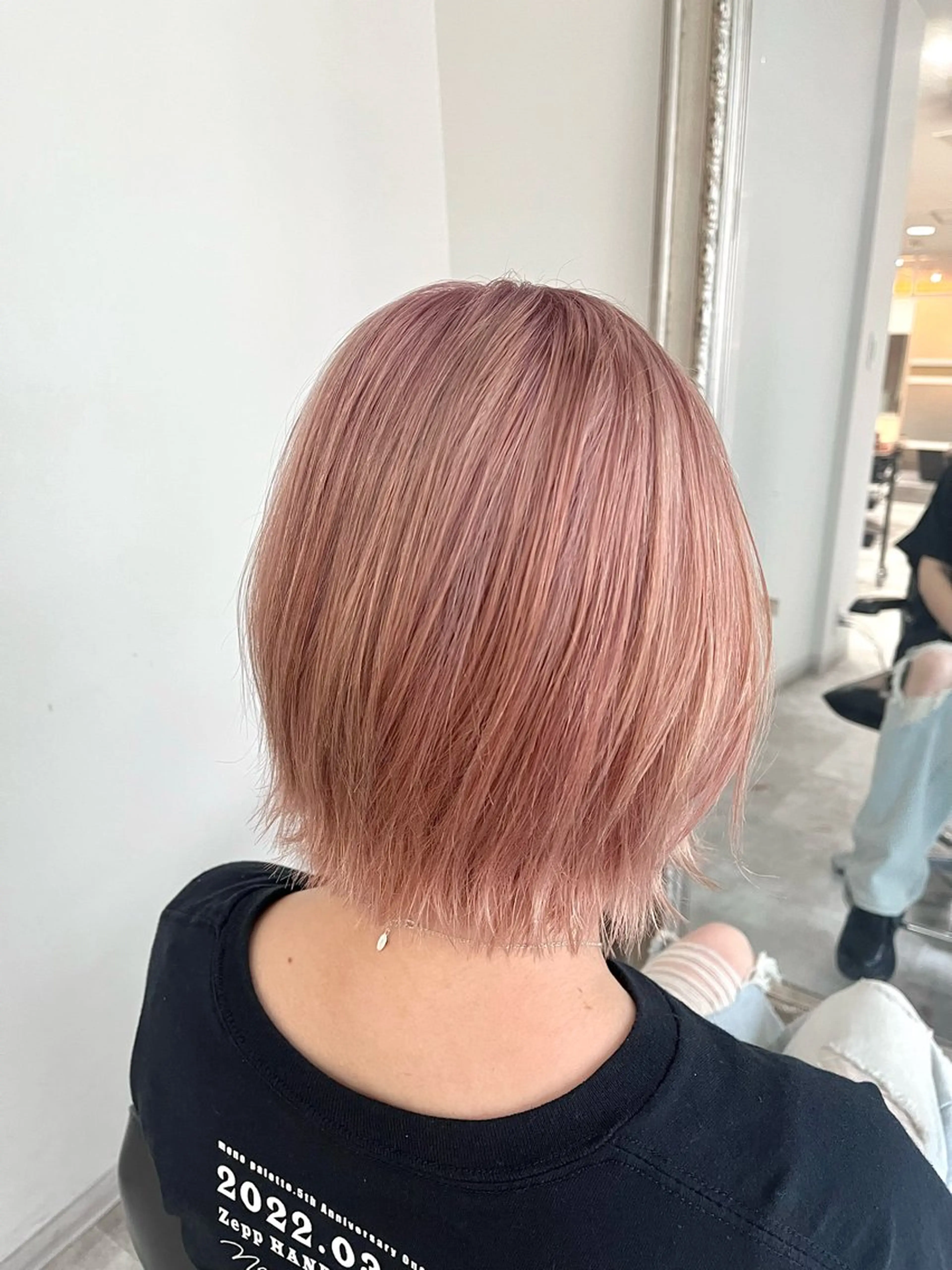 ショート カット ヘアカラー トリートメント HIRO .のヘアスタイル