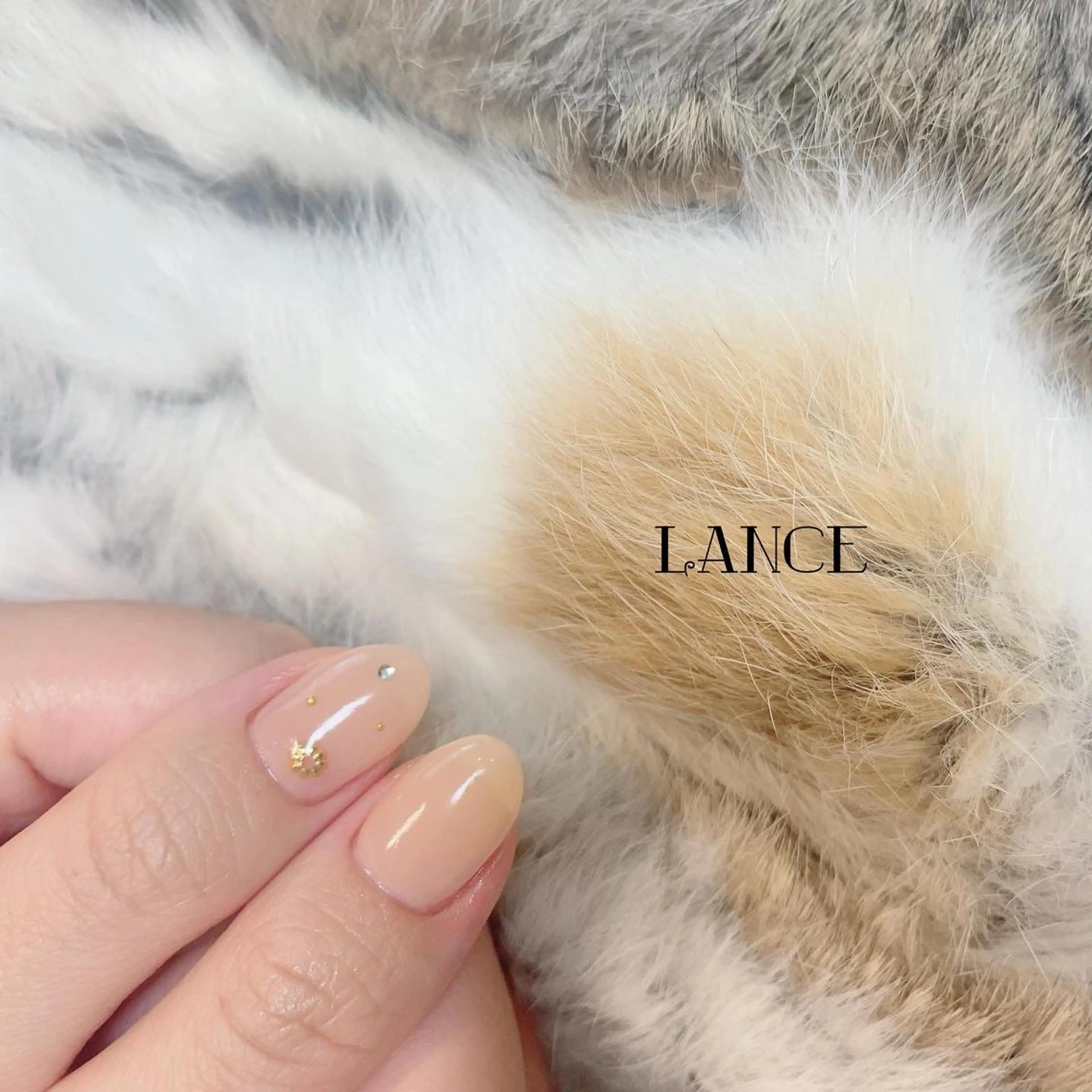 ミディアム ネイル オーロラネイル フットネイル フレンチネイル ミラーネイル ニュアンスネイル ハンドネイル Lance nailのネイルデザイン