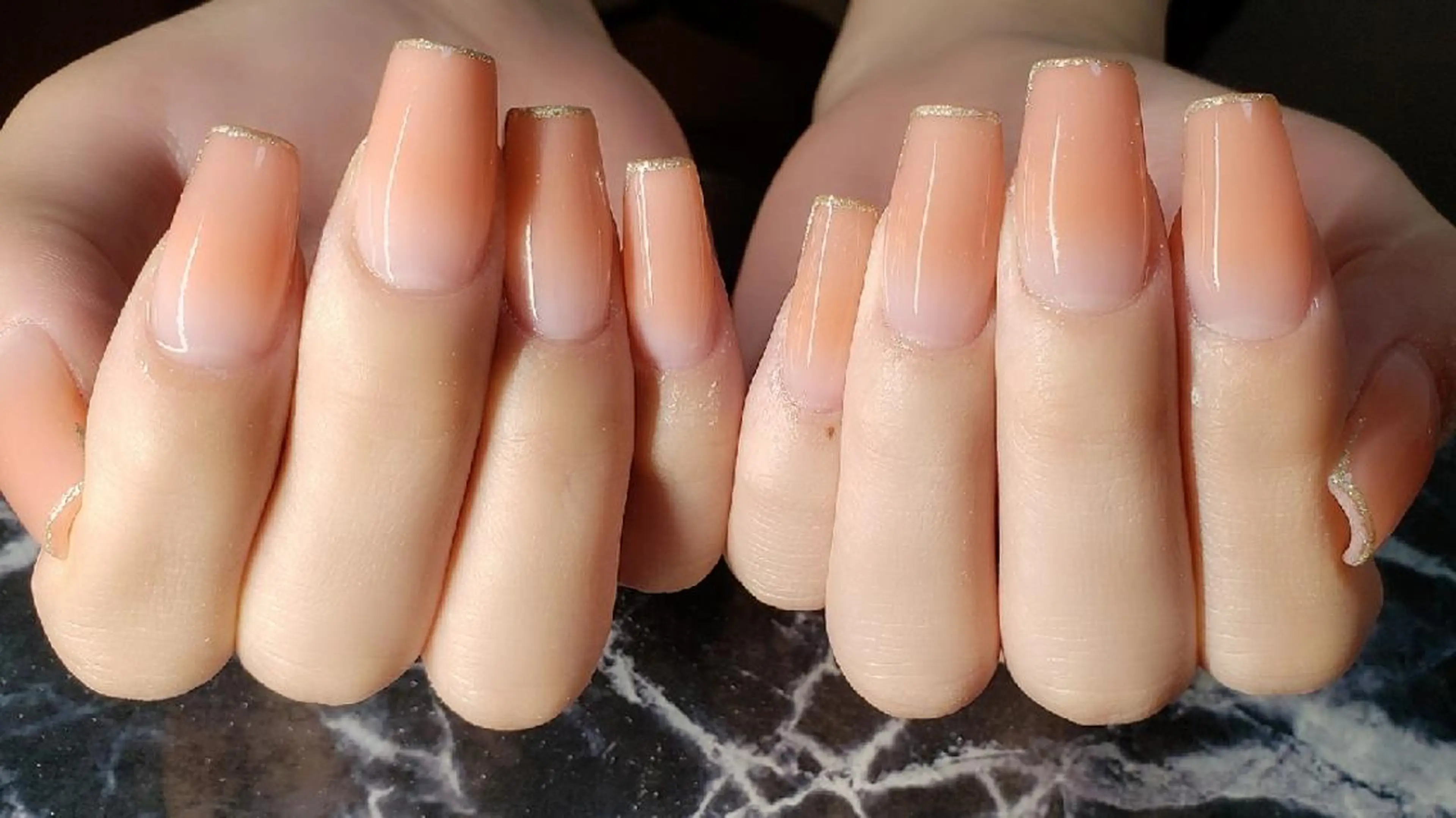 ミディアム ネイル ハンドネイル クロキ 。のネイルデザイン