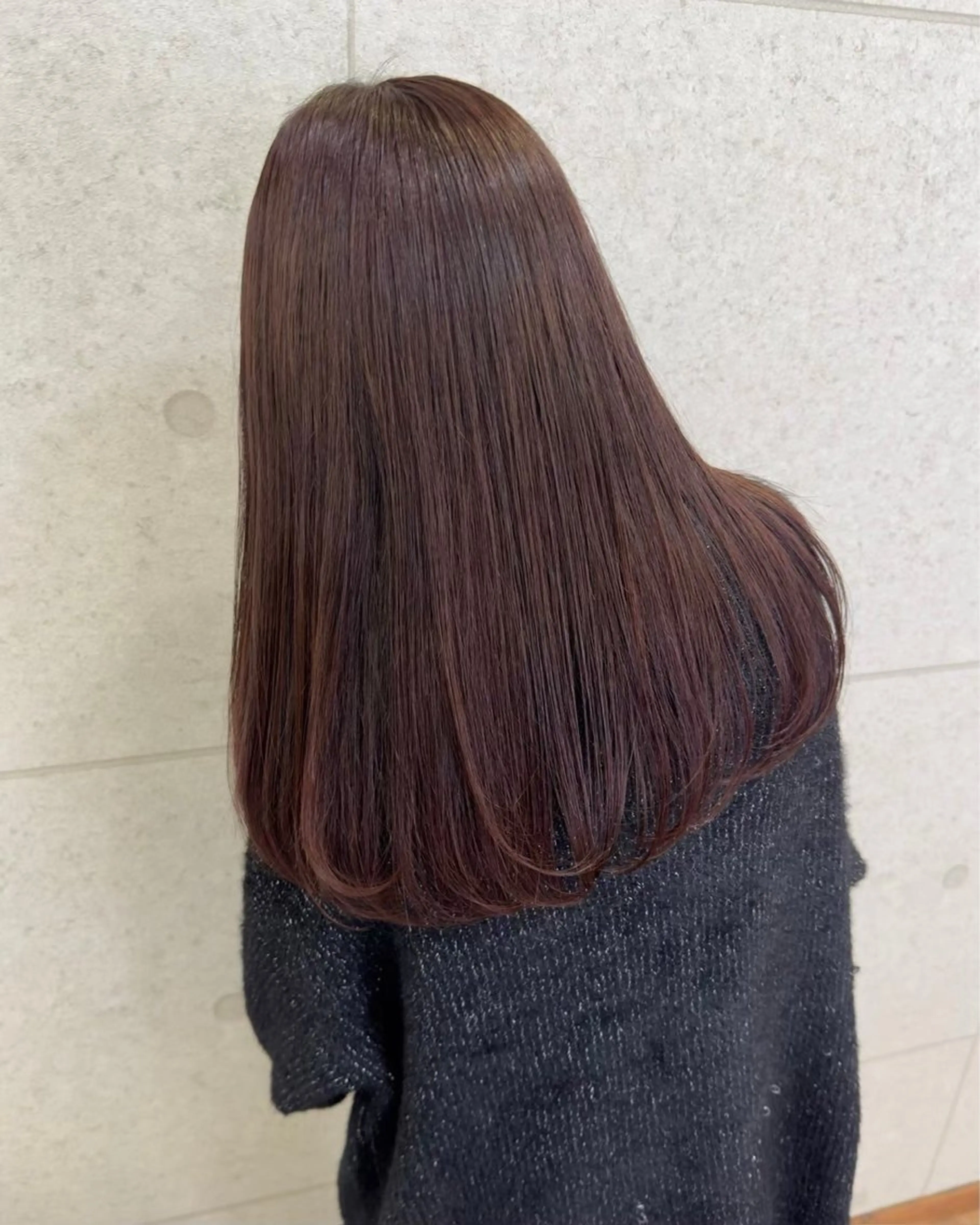 カラー Hip's eyes meiのヘアスタイル