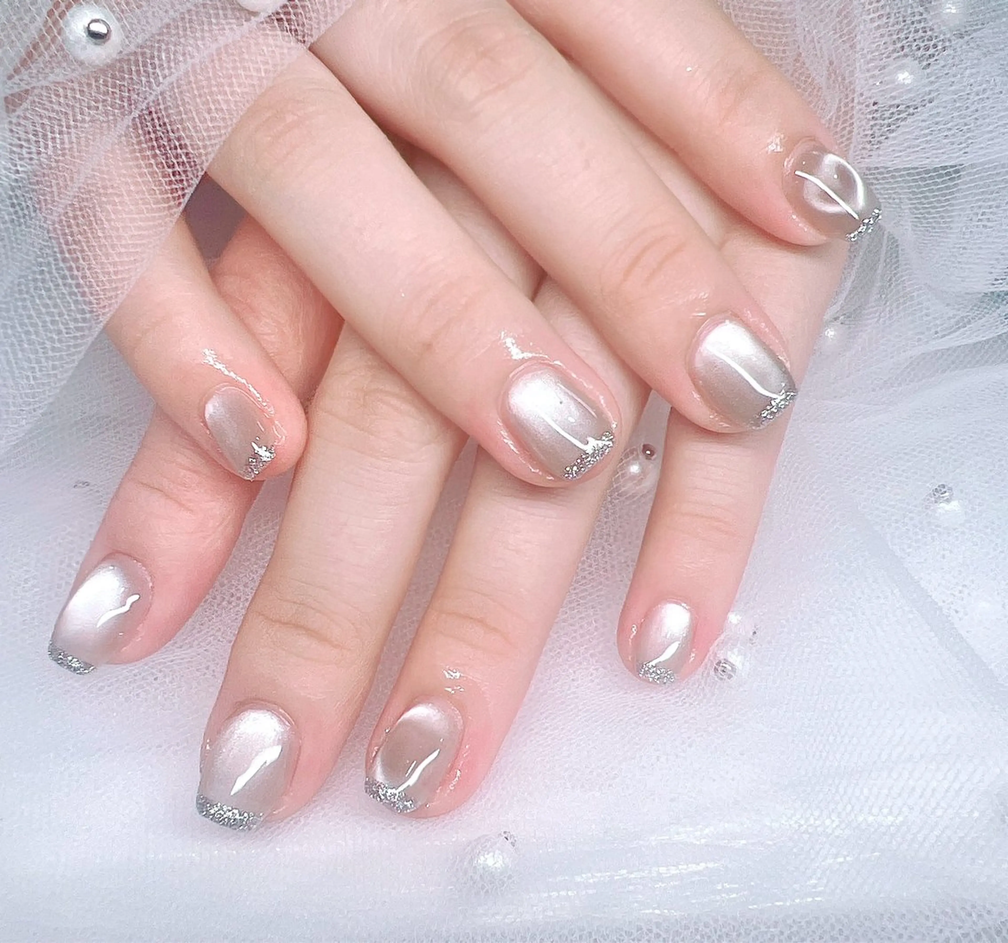 ケア＋ジェル＋マグネット＋フレンチの写真