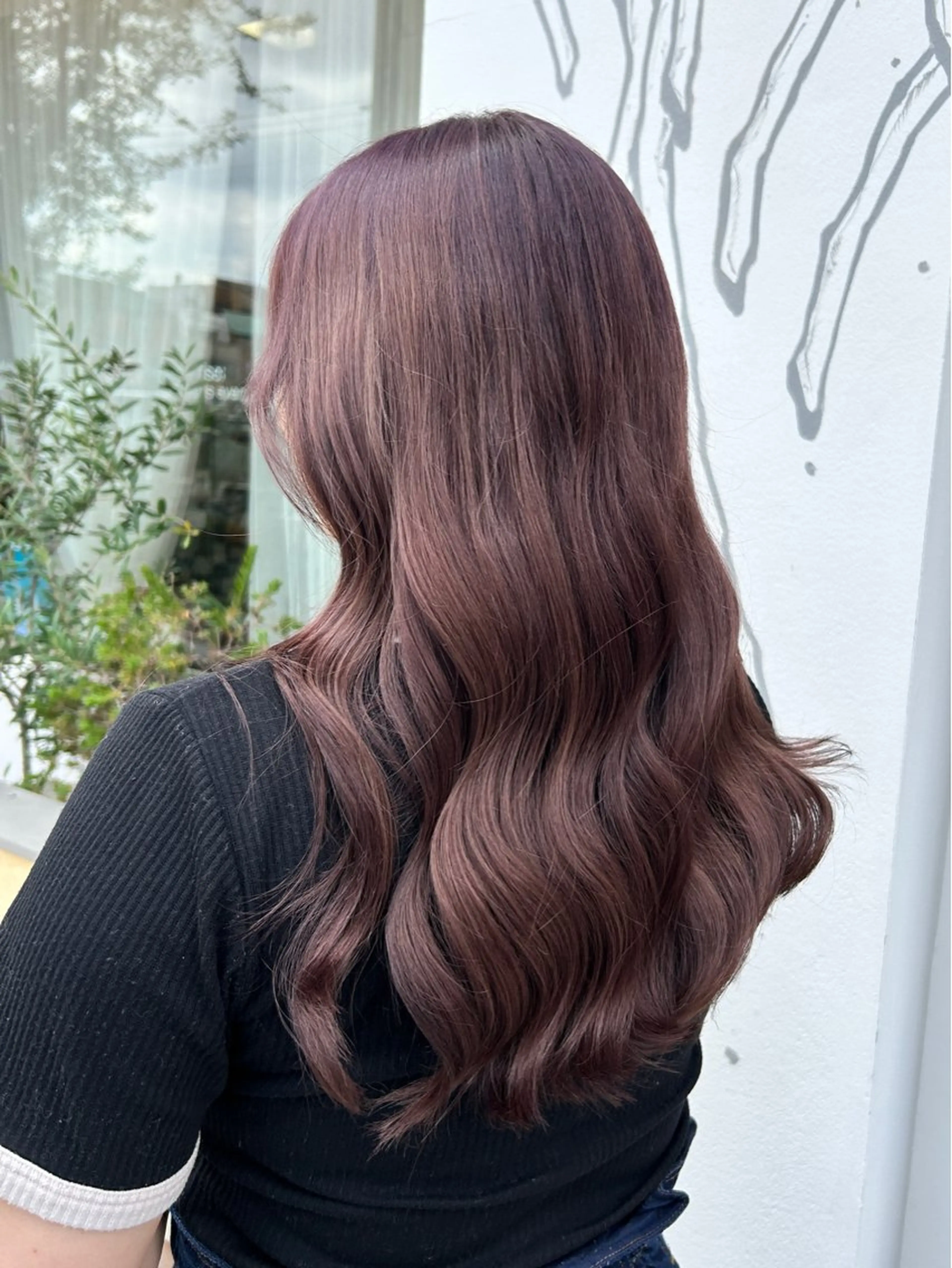 ロング ラベンダーベージュ 韓国風ヘア 宮地 和のヘアスタイル