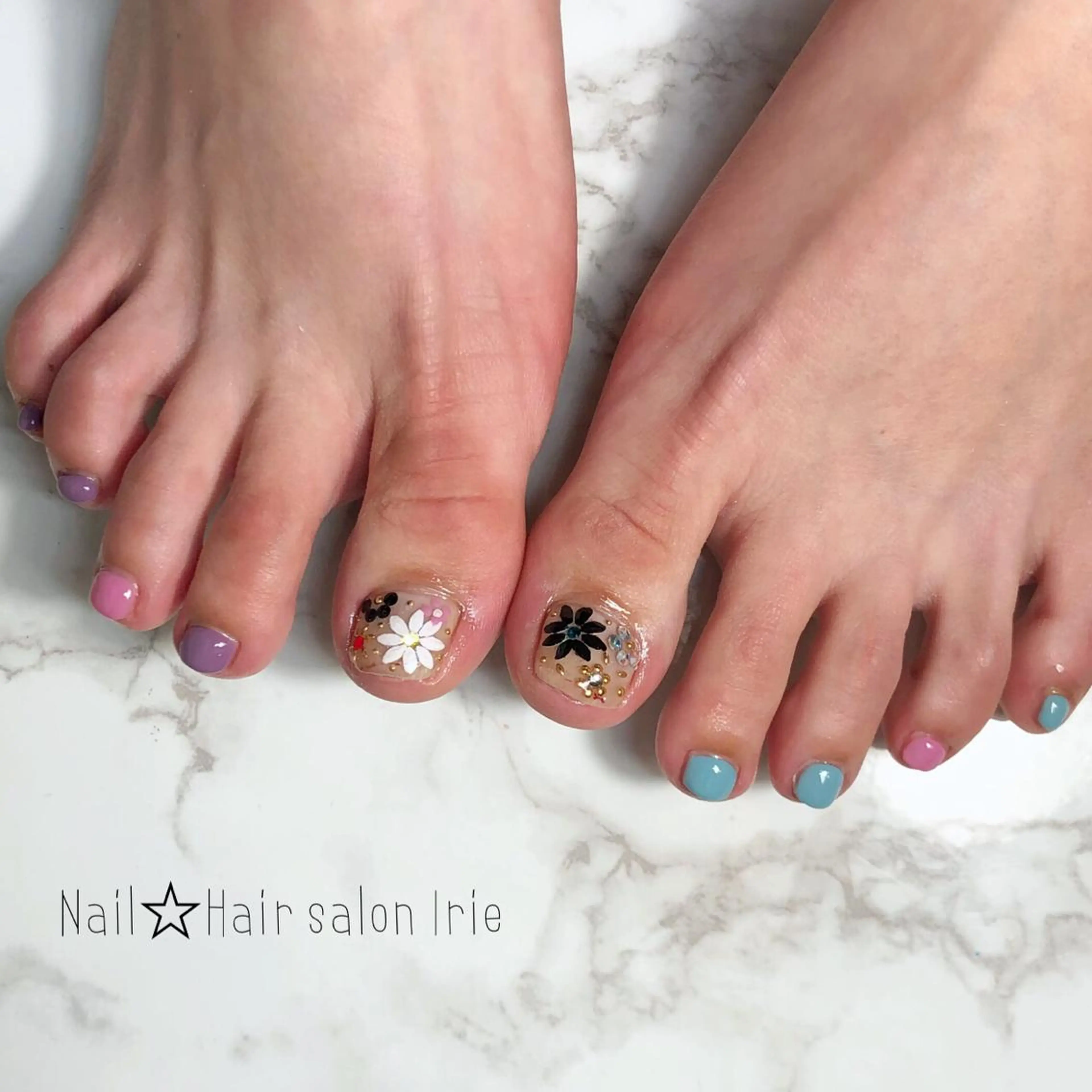 ネイル Hair salon Irie所属・與儀 知佳のネイルデザイン