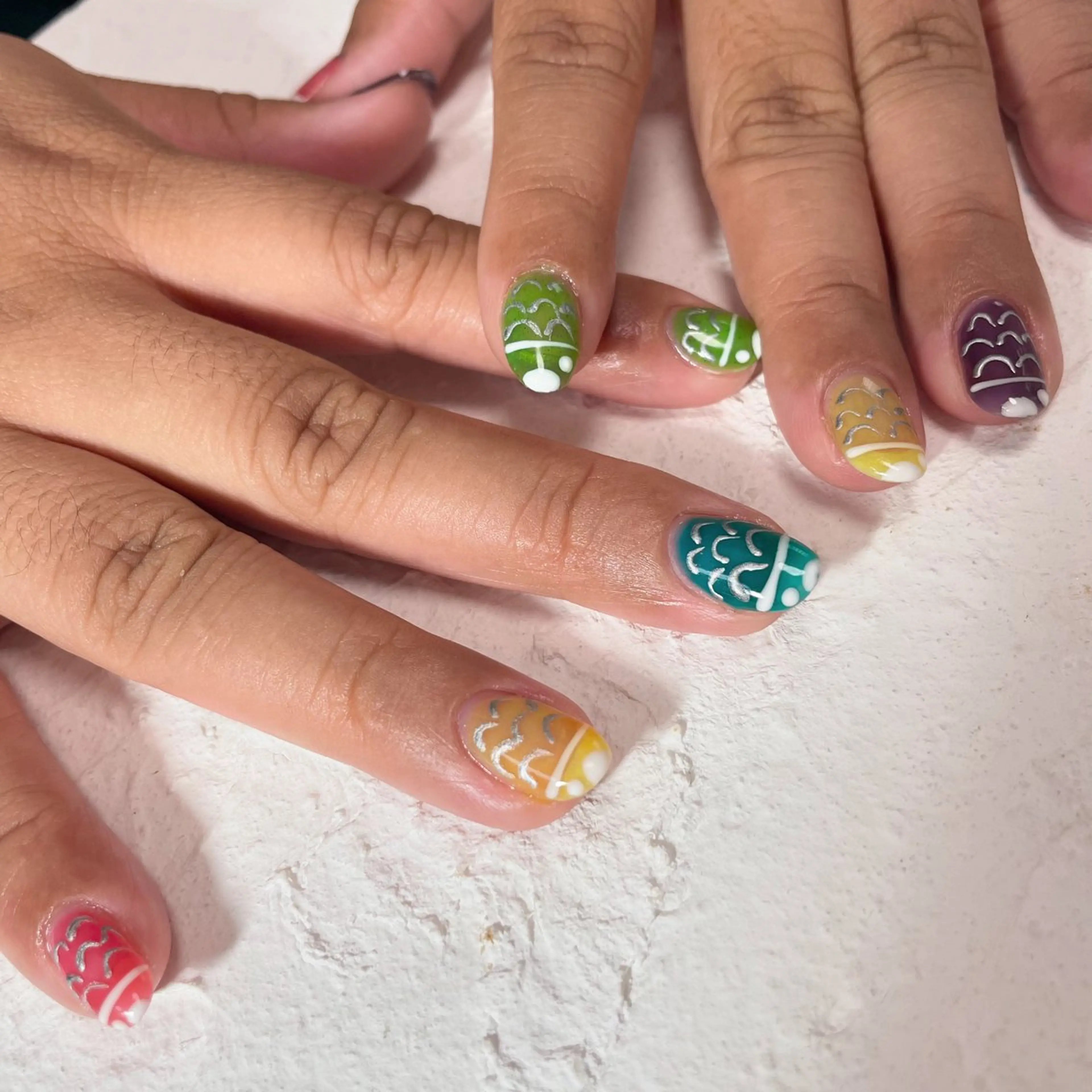 ネイル nail.gorin所属・吉村 優子のネイルデザイン