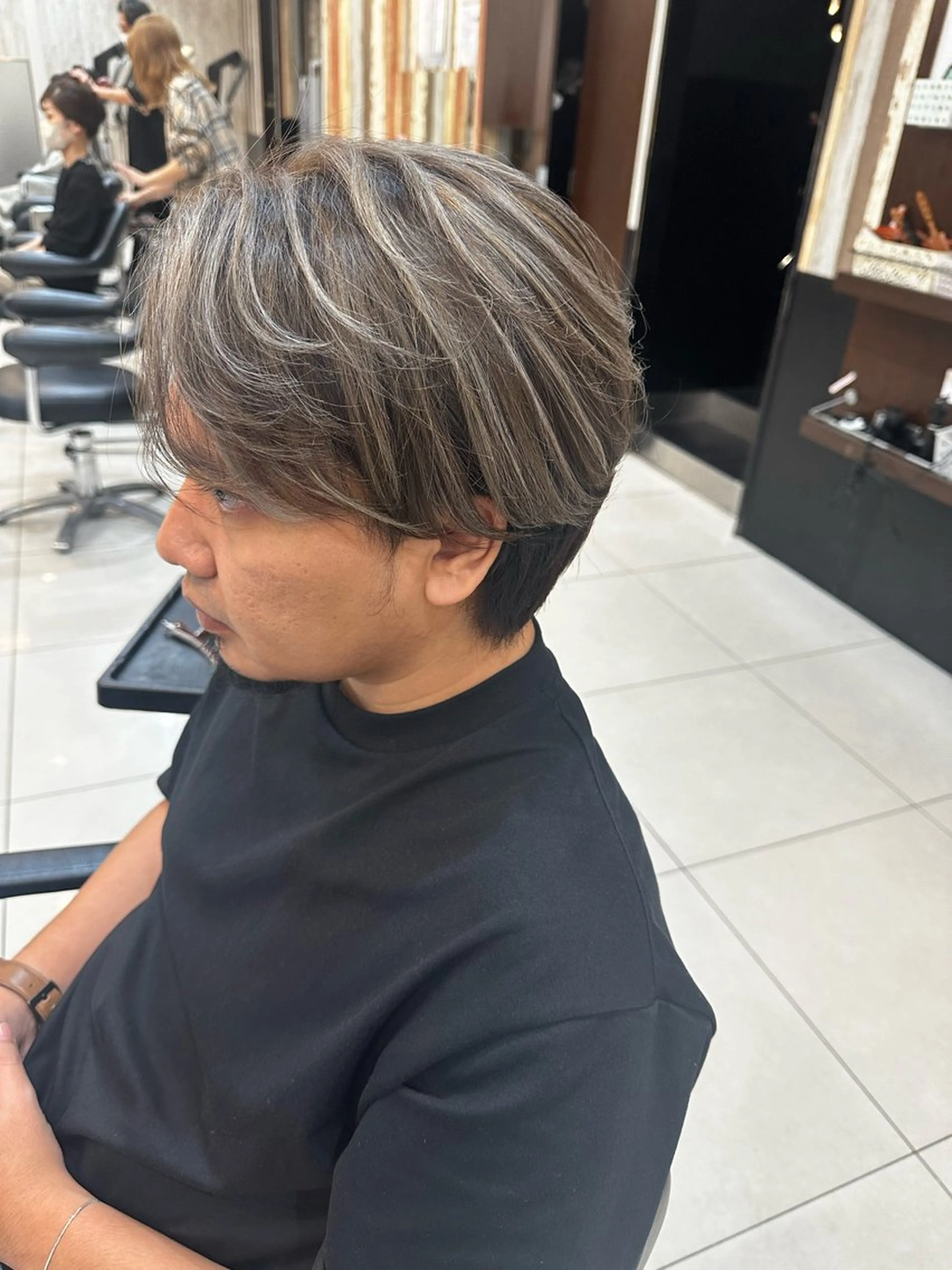 カラー ヘアカラー 神戸 大輝のヘアスタイル