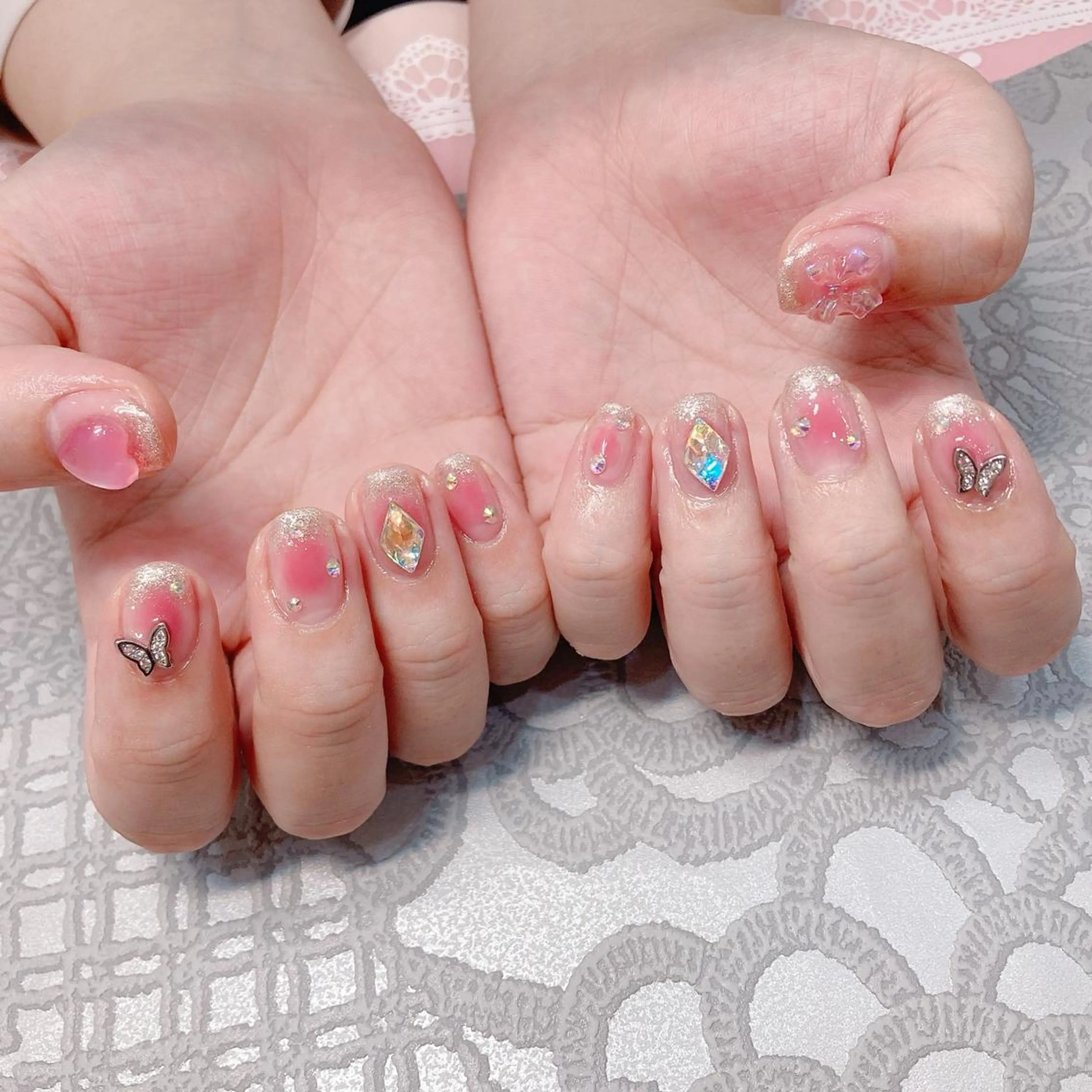 ネイル バニーアイズ　ネイル ニューオータニ博多店のネイルデザイン