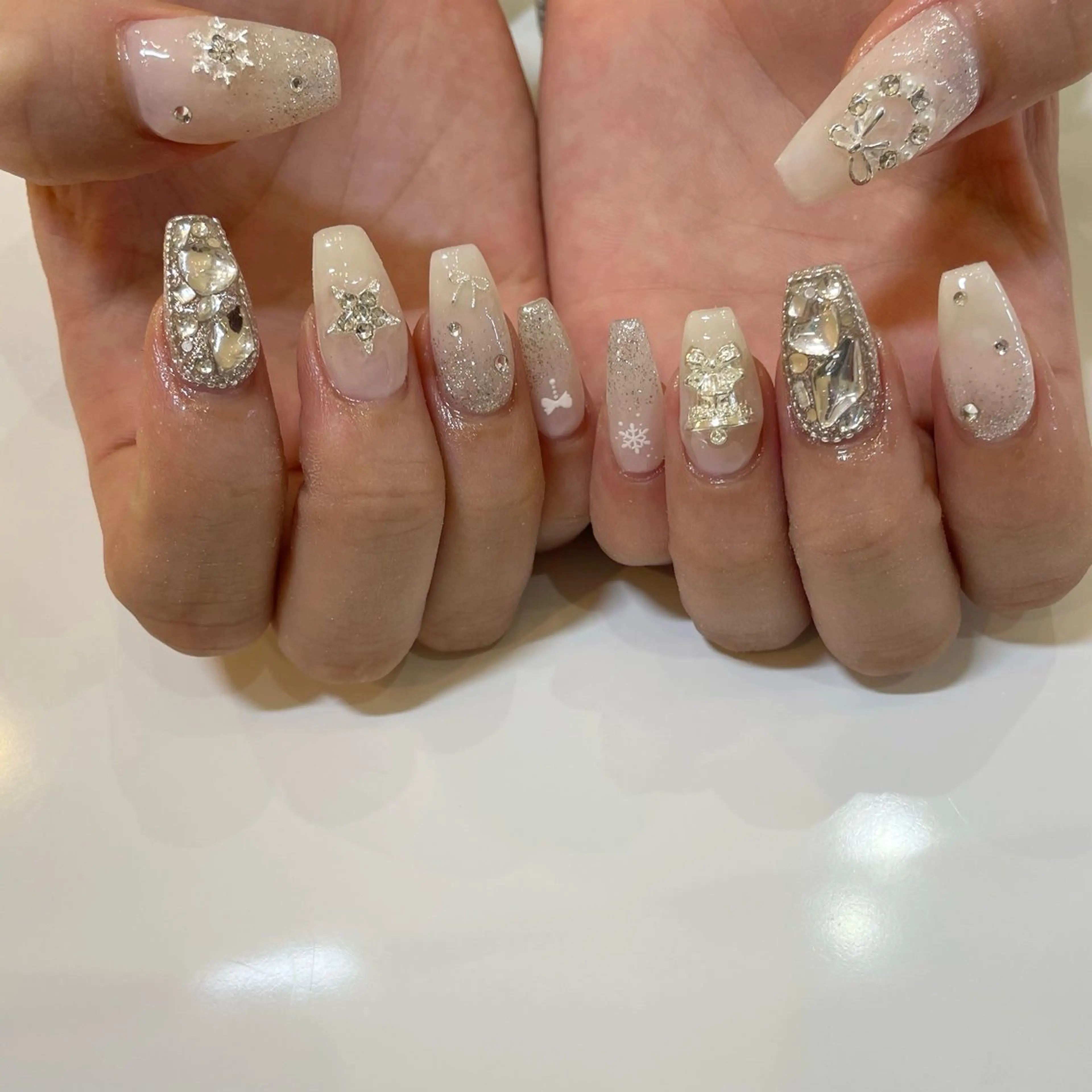 ネイル Nail Salon Gummi.のネイルデザイン