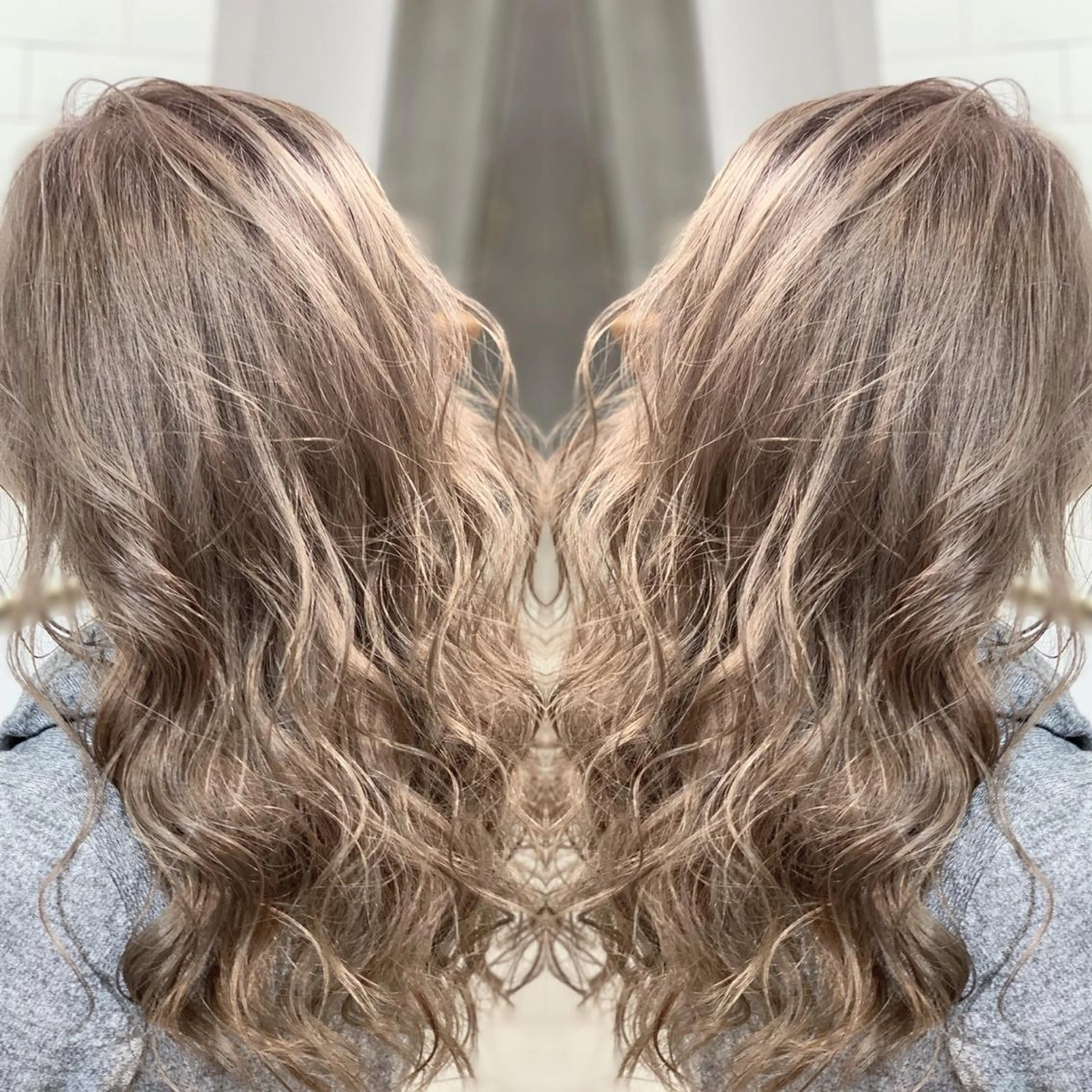 セミロング カラー ヘアアレンジ 髪質改善×ハイトーン 中田啄也のヘアスタイル