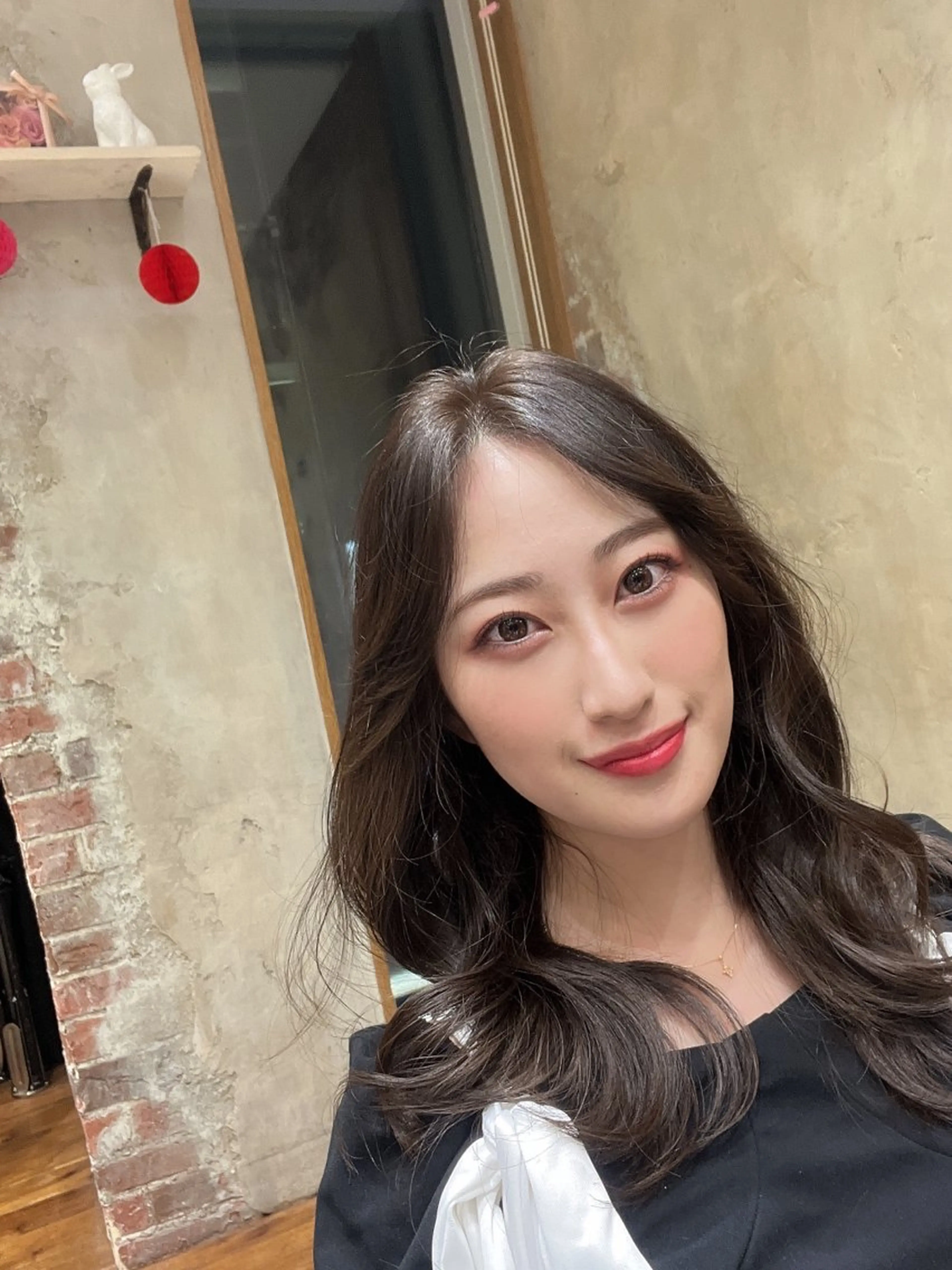 セミロング 顔まわりカット 前髪カット安井楽人のヘアスタイル