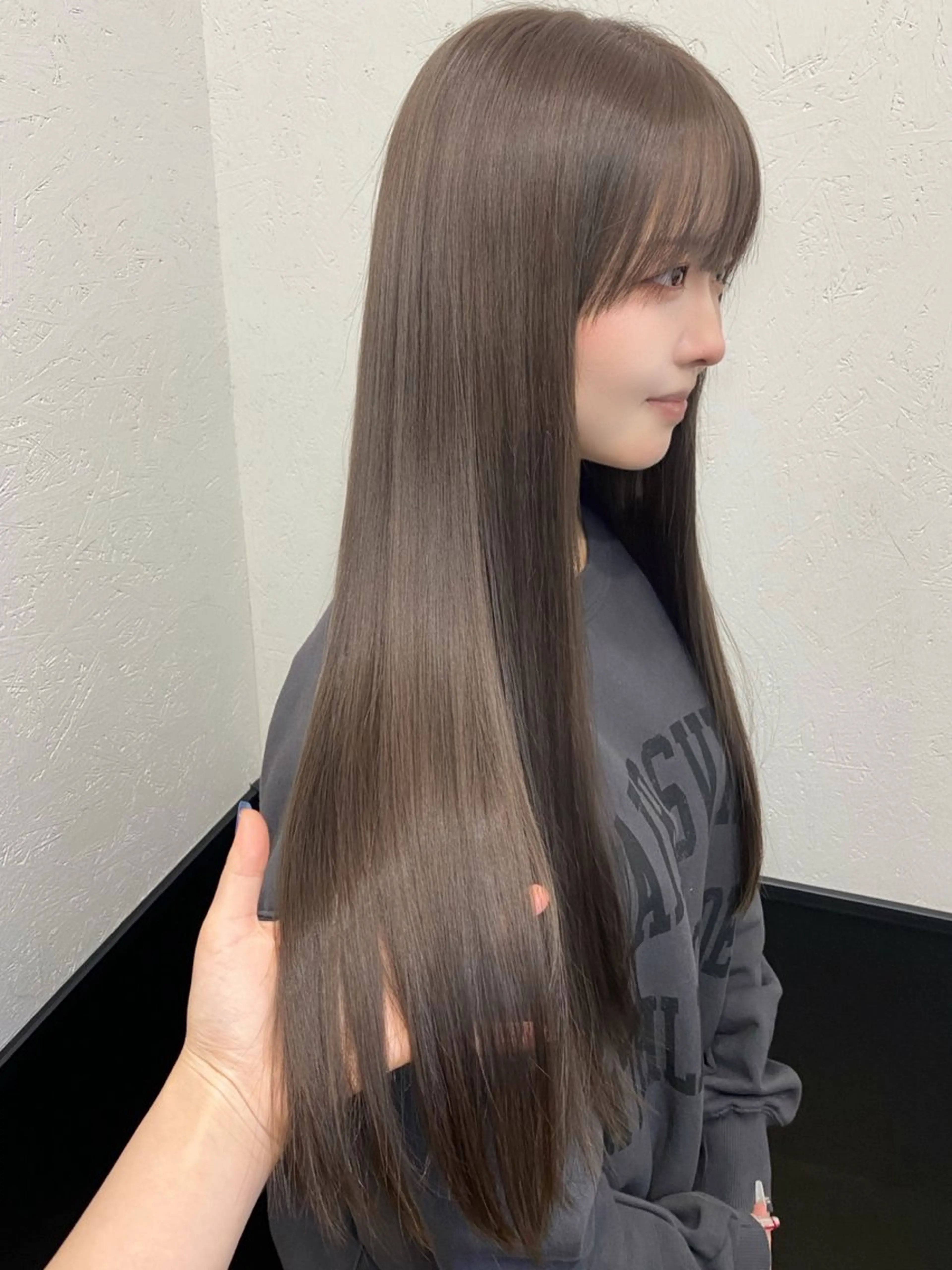 ロング カラー 渋谷🖤 艶髪🖤透明感カラーのヘアスタイル