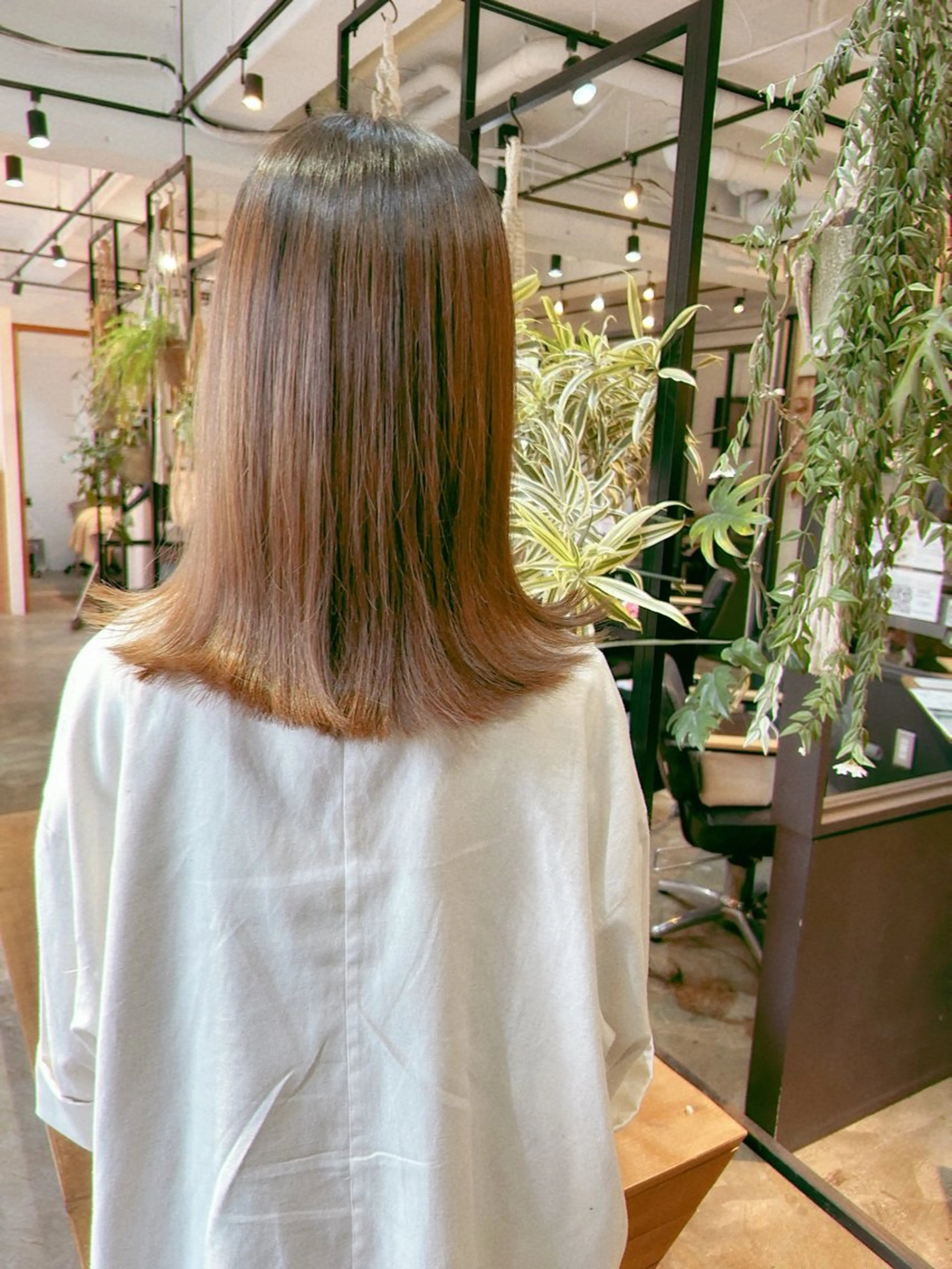 ミディアム FERIA桃山台🍑 𝕄𝕖𝕘𝕦のヘアスタイル