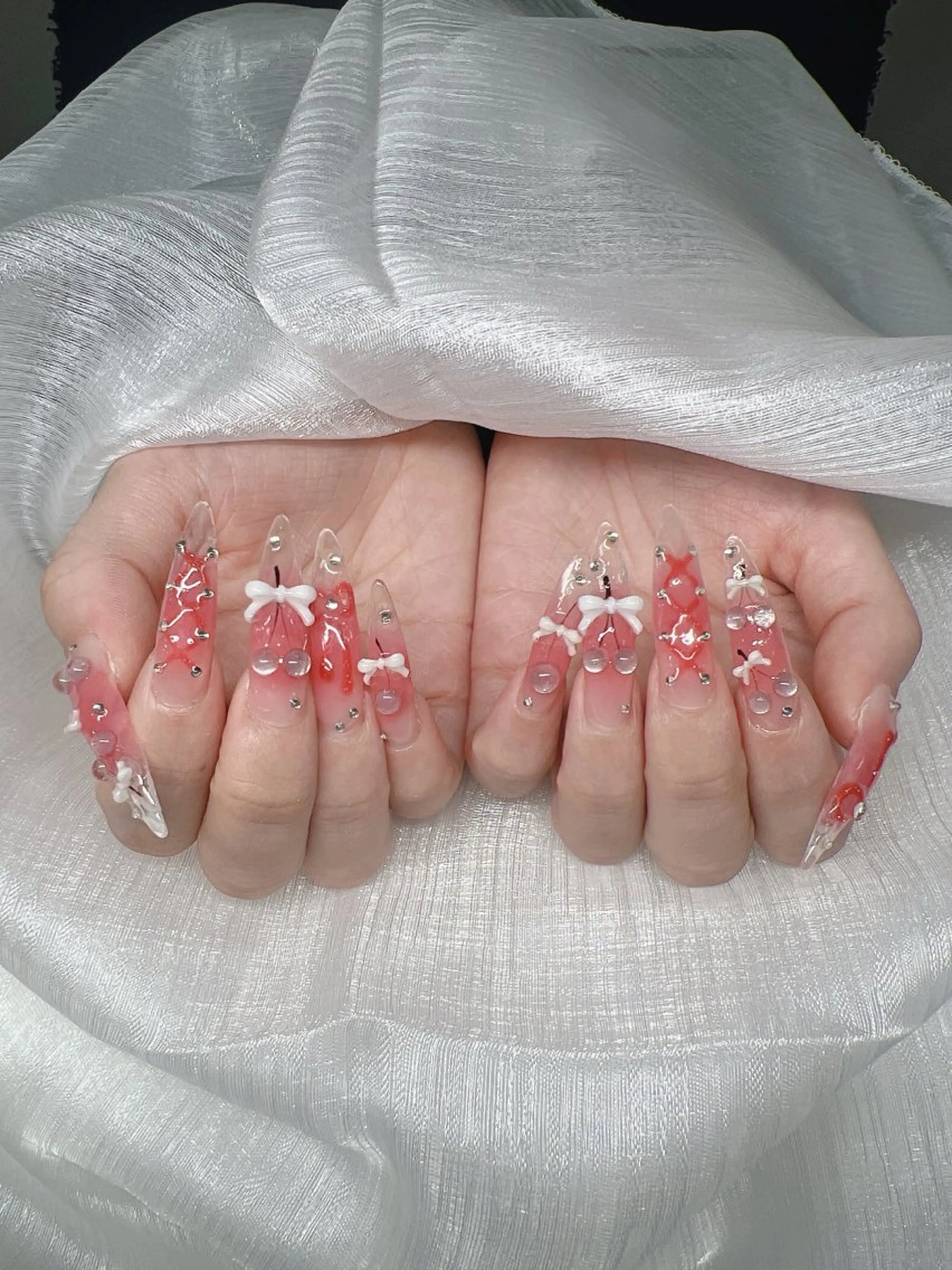 ネイル 長さ出し グラデーション キラキラネイル マグネットネイル ニュアンスネイル ハンドネイル Lee Nails チップ長さだし専門店のネイルデザイン