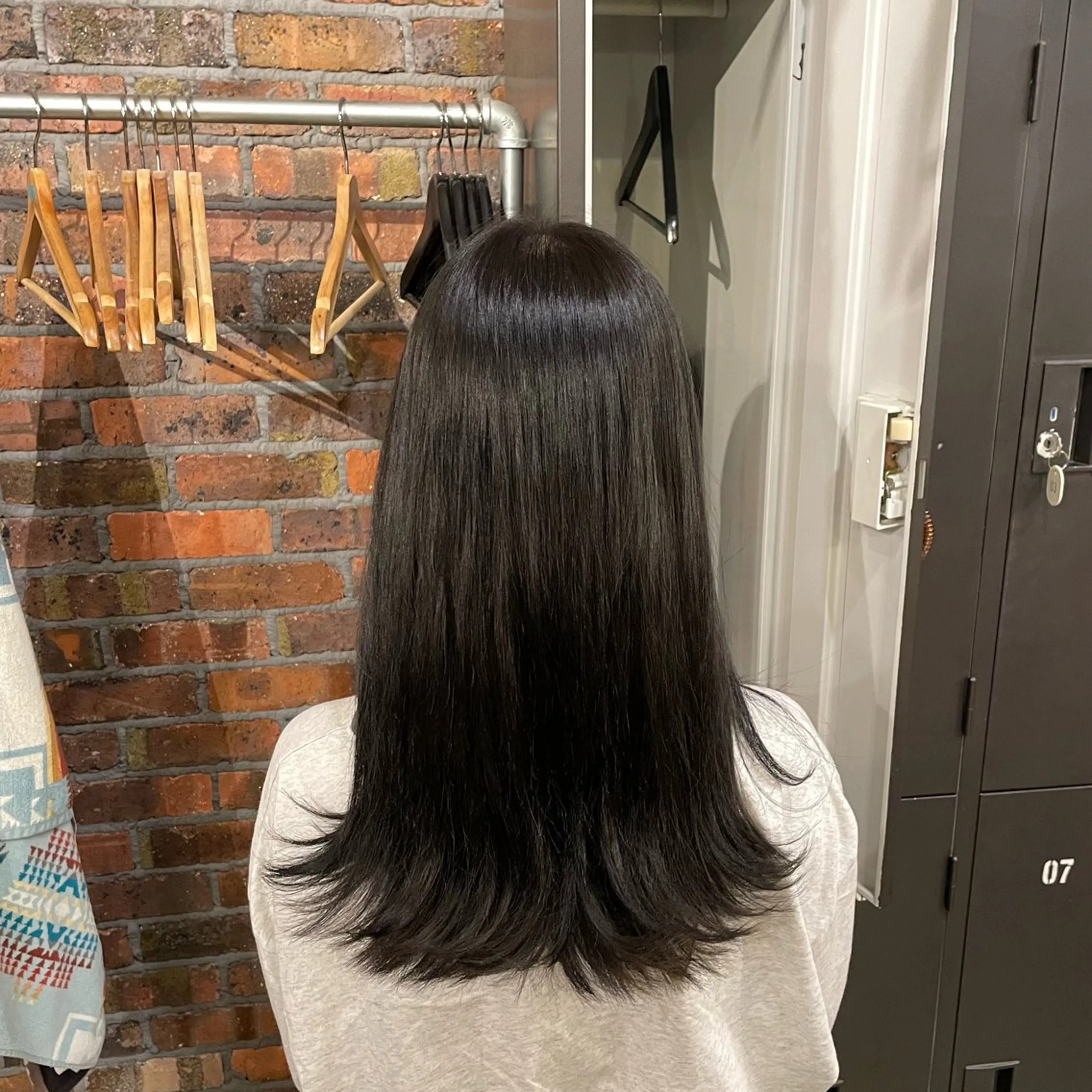 カラー theBRIDGE/ 神谷ゆうなのヘアスタイル