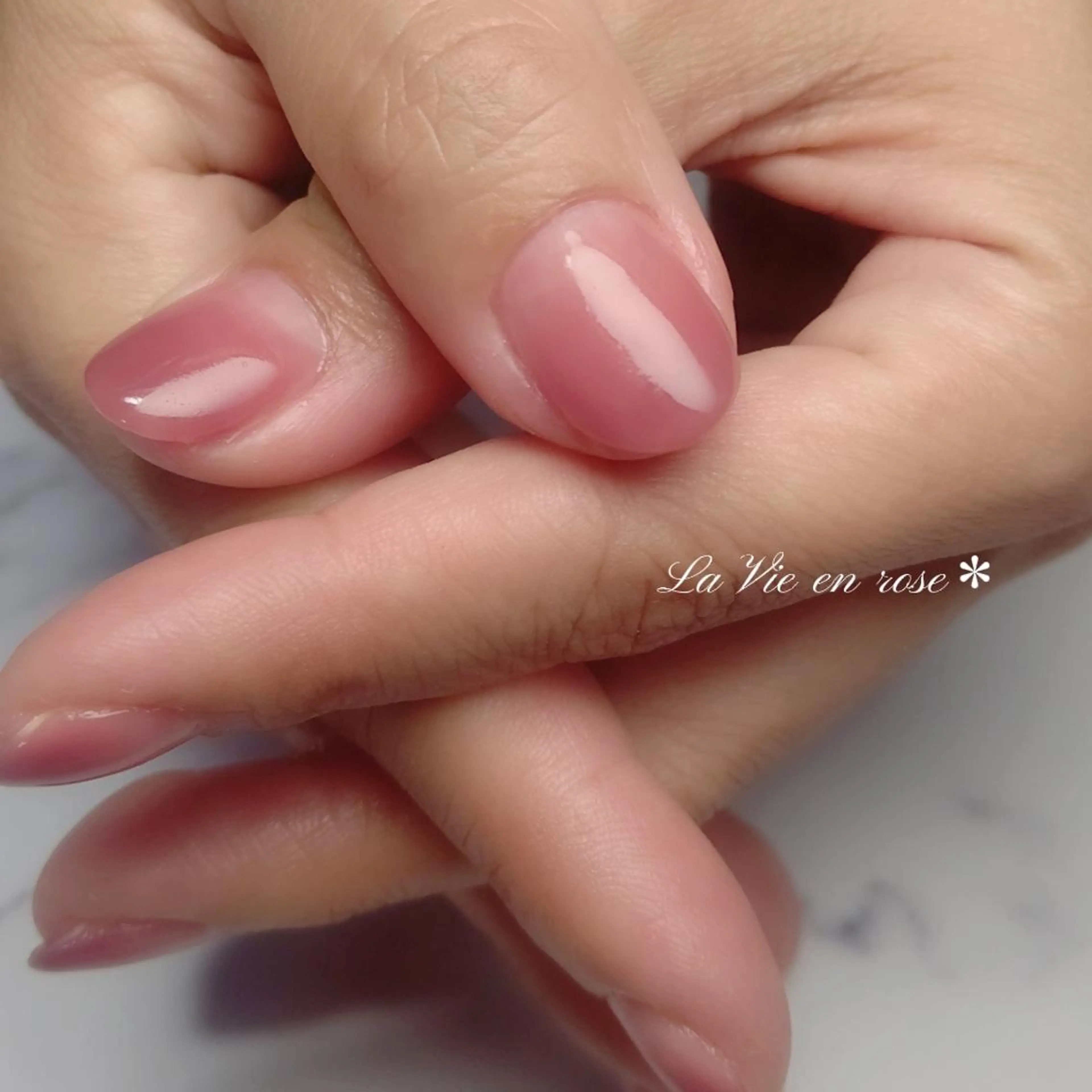 ネイル グラデーション ラヴィアン ローズのネイルデザイン