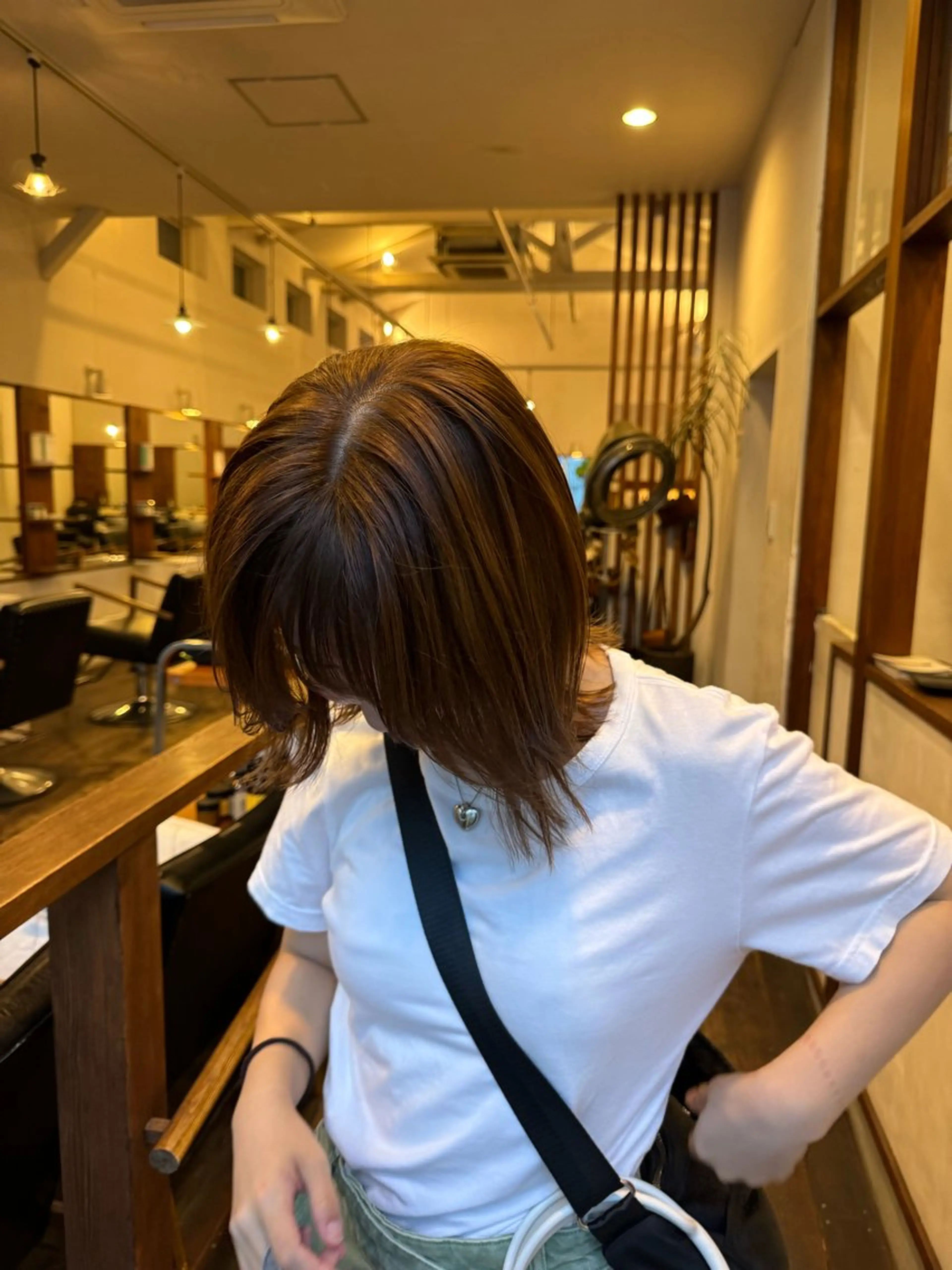 カラー MOK大阪梅田店 Asahiのヘアスタイル