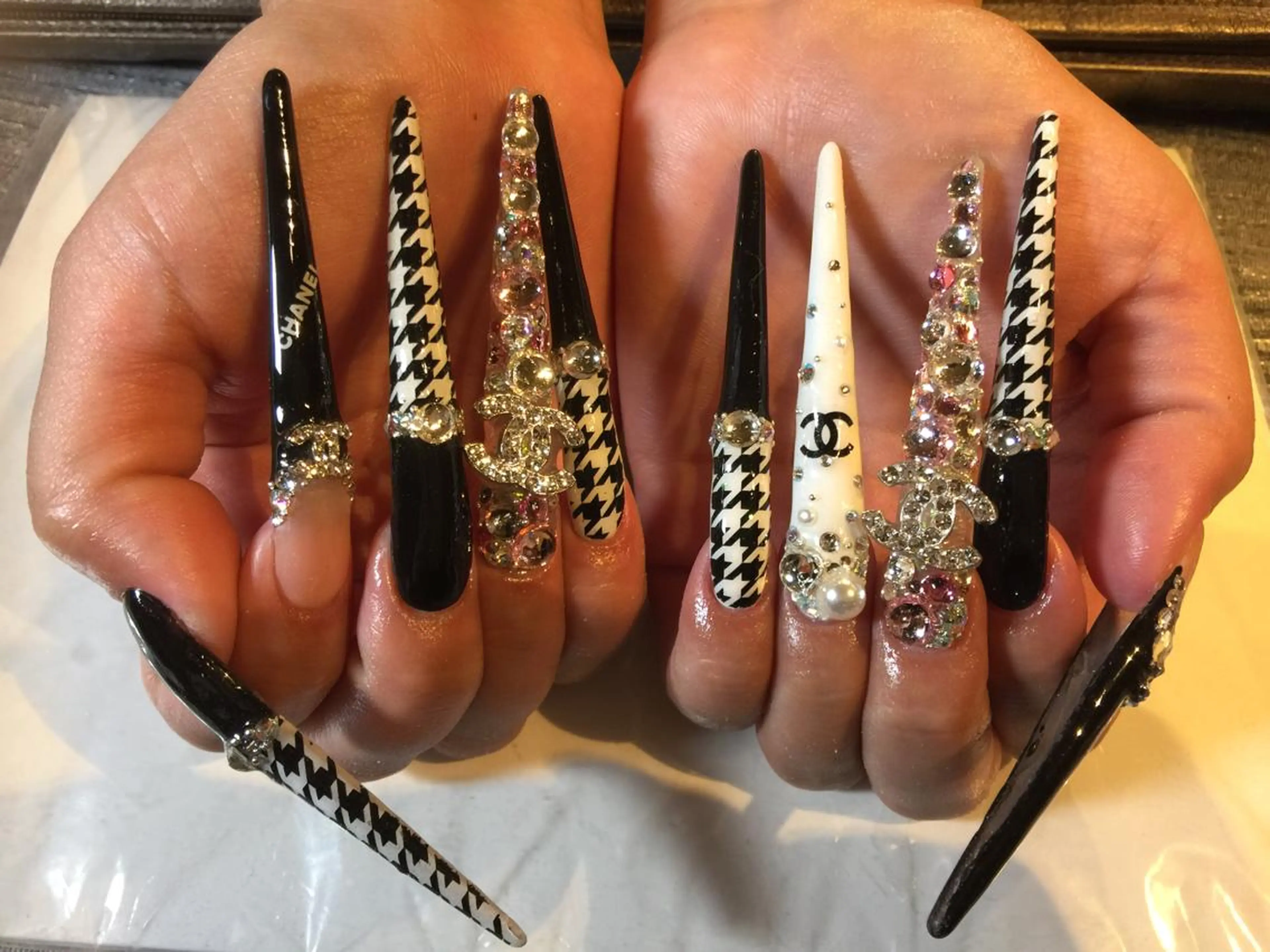 ネイル chatblanc ♡のネイルデザイン