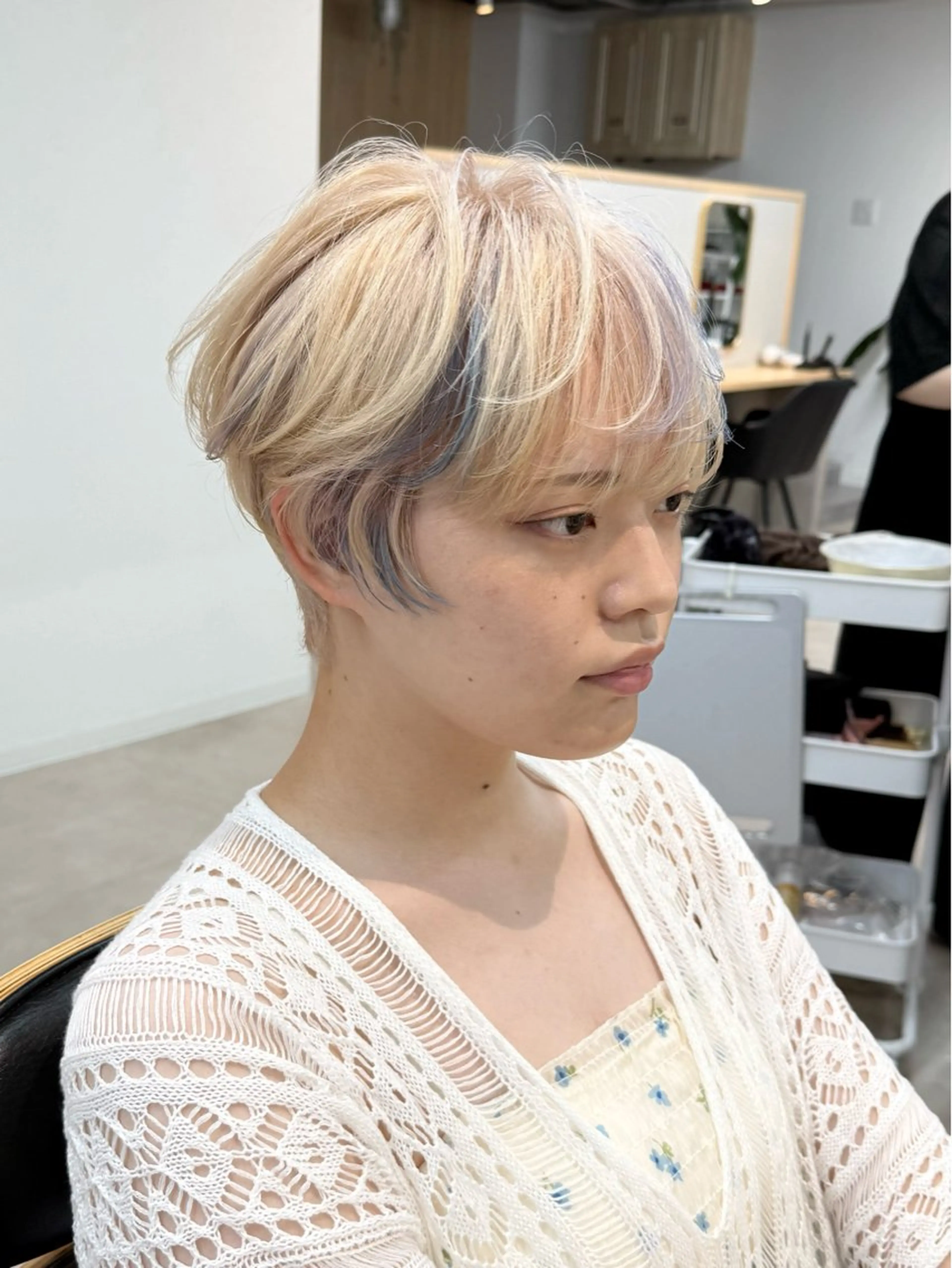 ショート カラー ブリーチ デザインカラー 当日予約🆗ショート /ハイライト/松本のヘアスタイル