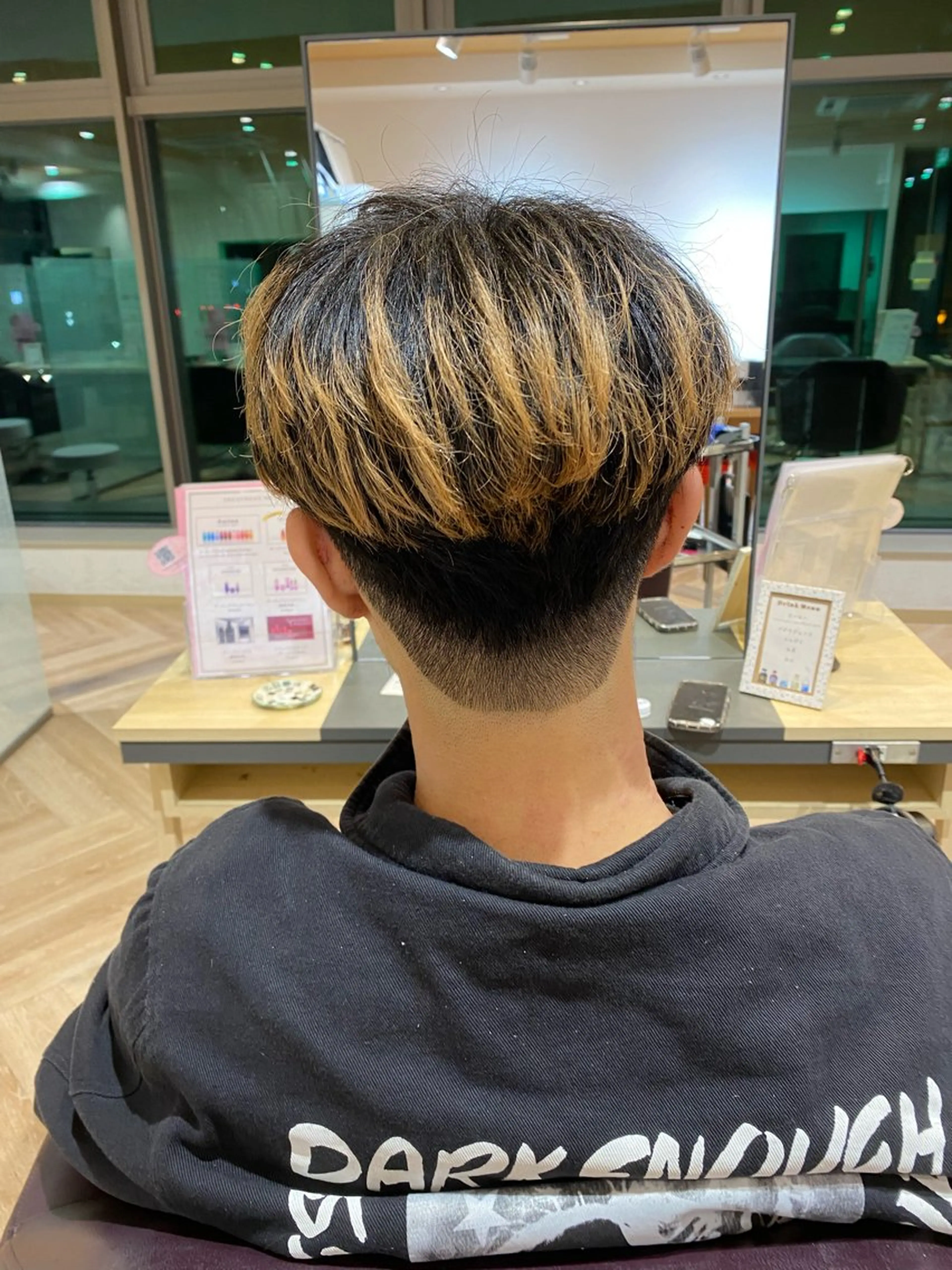 メンズ メンズ特化/フェザー /パーマ/伊勢元のヘアスタイル