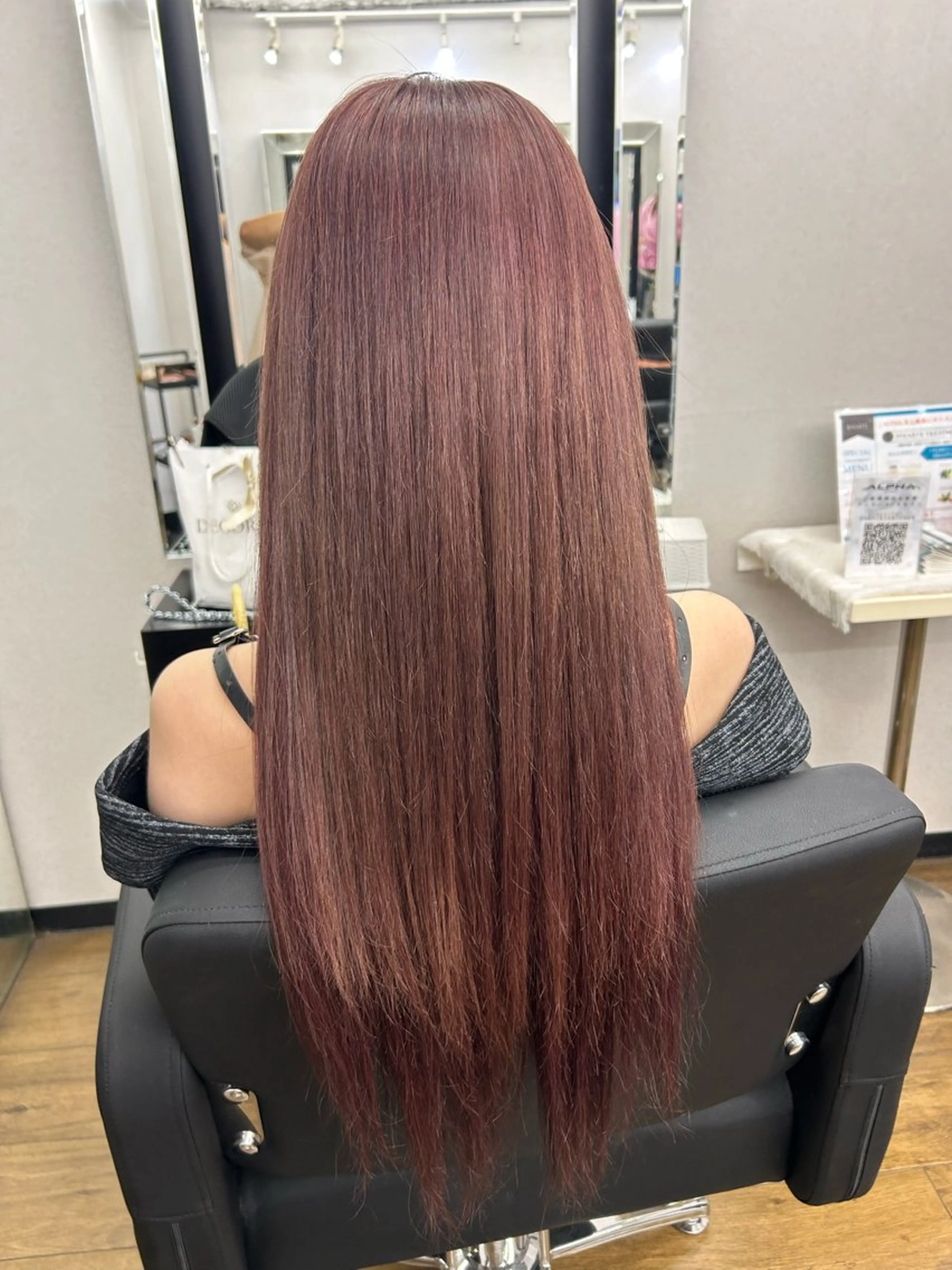 ロング カラー シールエクステ バレイヤージュ ブラウンカラー ハイライトカラー ラベンダーカラー カット ヘアカラー トリートメント エクステ ヘアセット alpha. カラーエクステ下妻のヘアスタイル