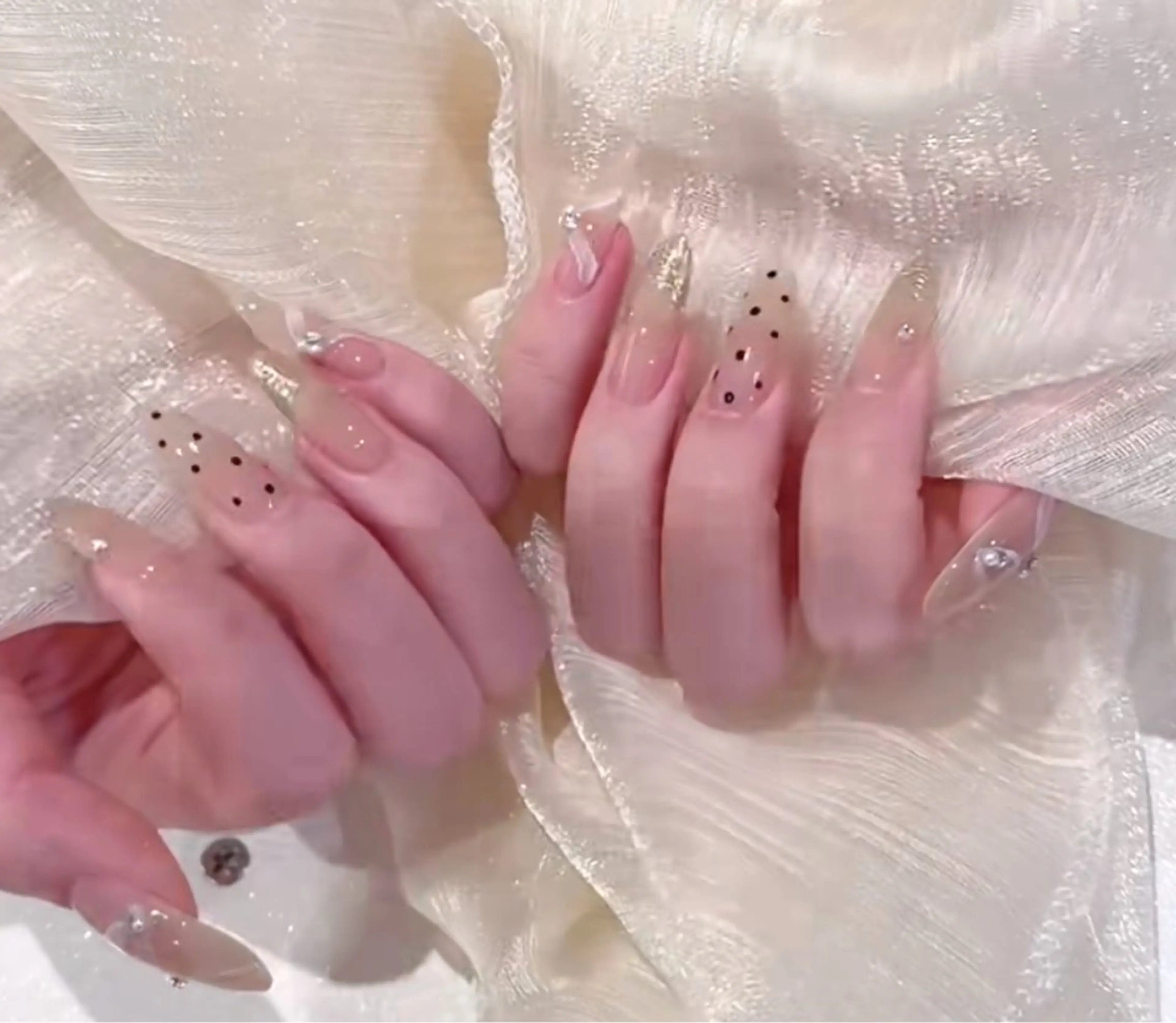 ネイル ラベンダーネイルサロン所属・日暮里♡研修生 チクさん（一同）のネイルデザイン