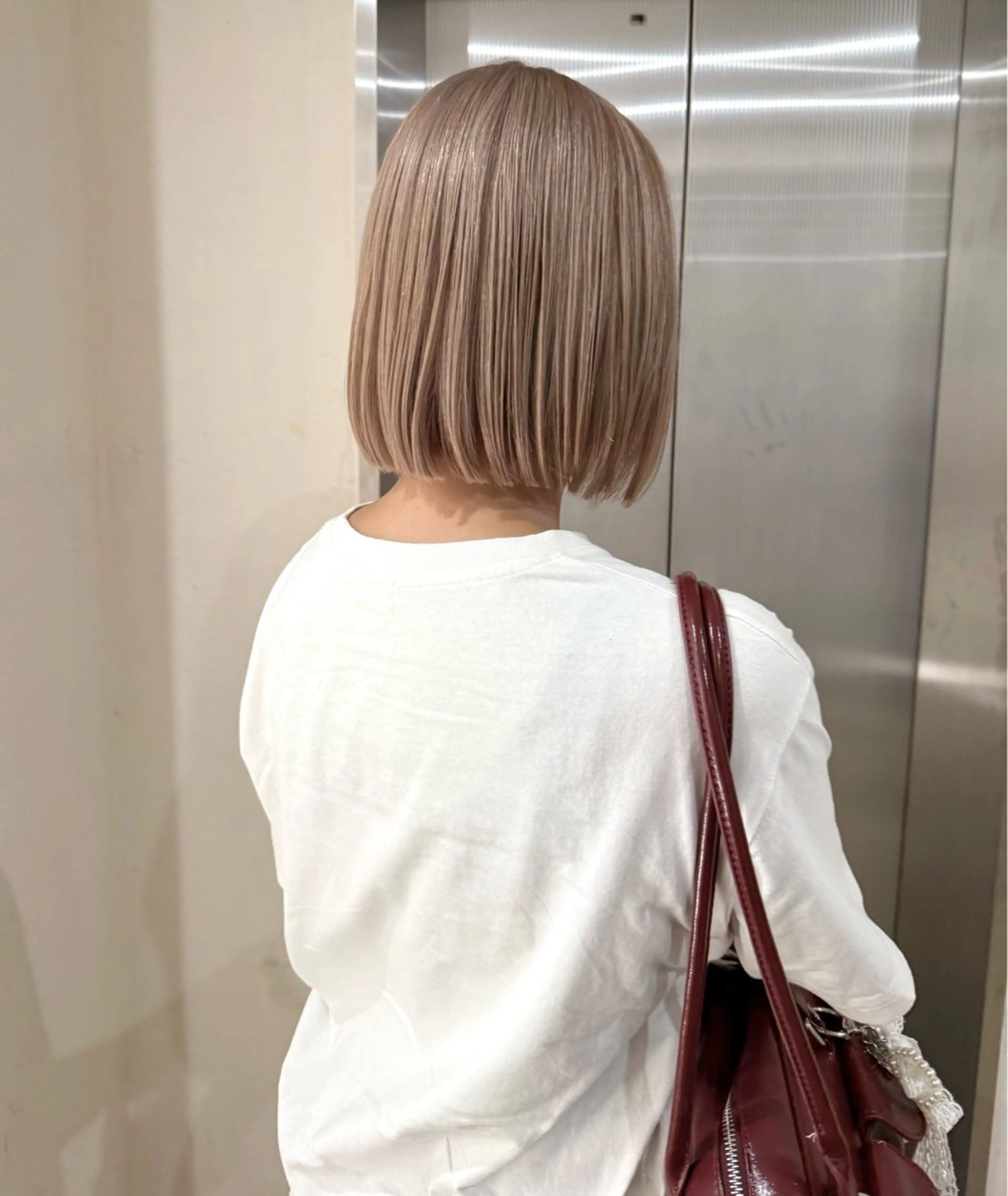 ショート ボブ カット ヘアカラー トリートメント ハイトーン/デザイン honokaのヘアスタイル