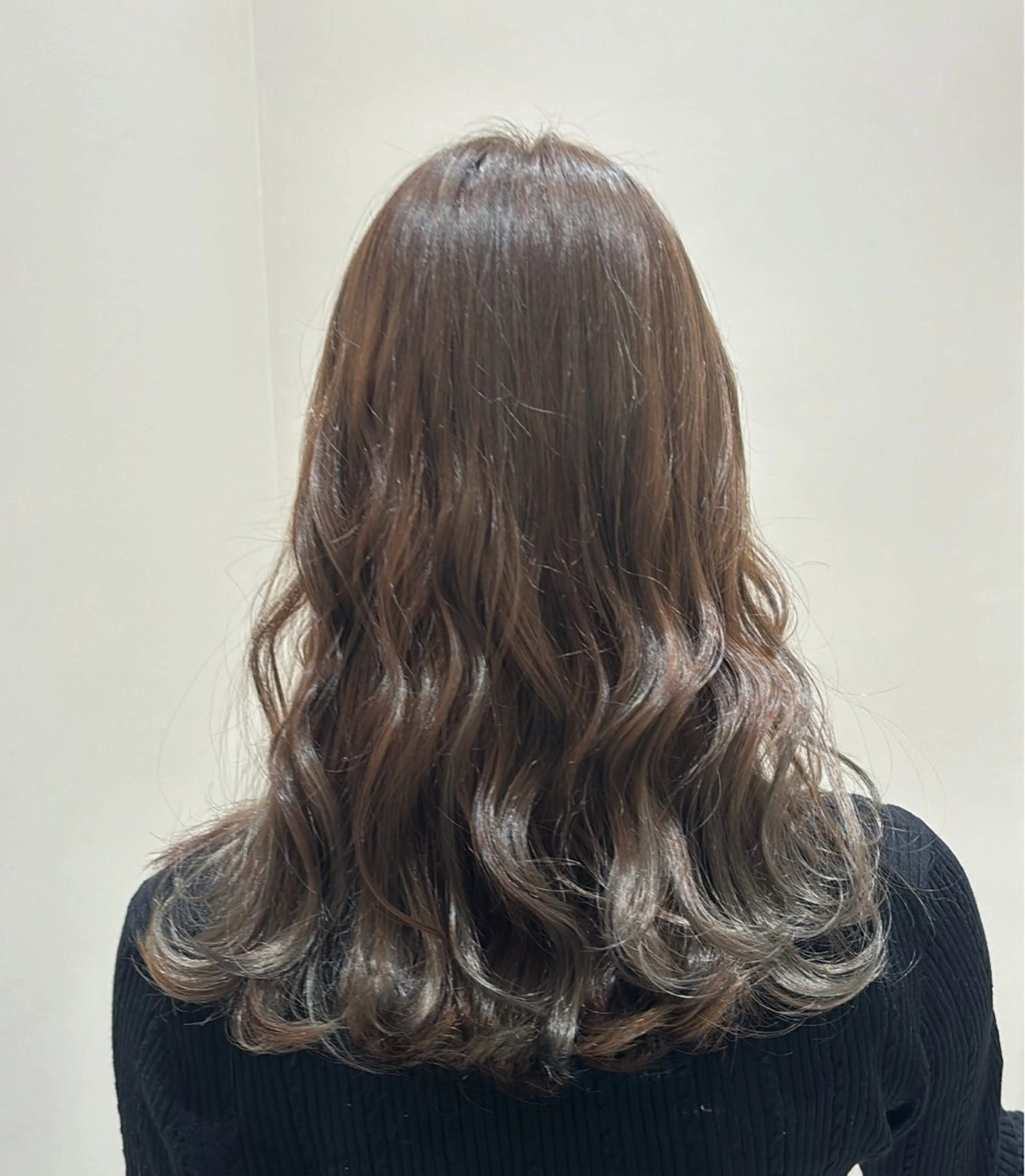 セミロング カラー ベージュカラー オリーブベージュ 中西 樹人のヘアスタイル