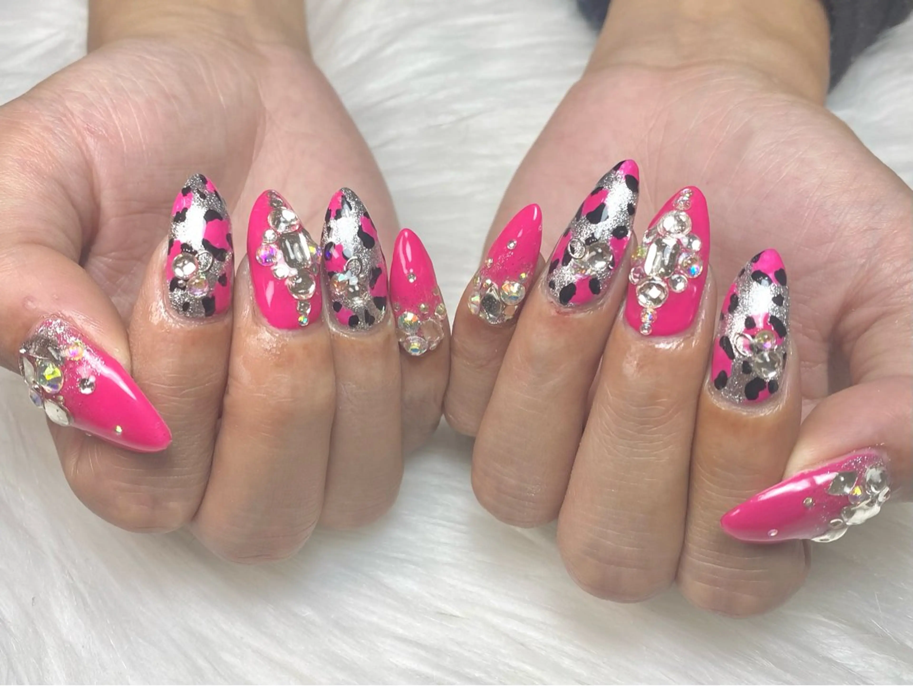 ネイル アートネイル ジェルネイル 持ち込み ハンドネイル nailsalon e'clatのネイルデザイン