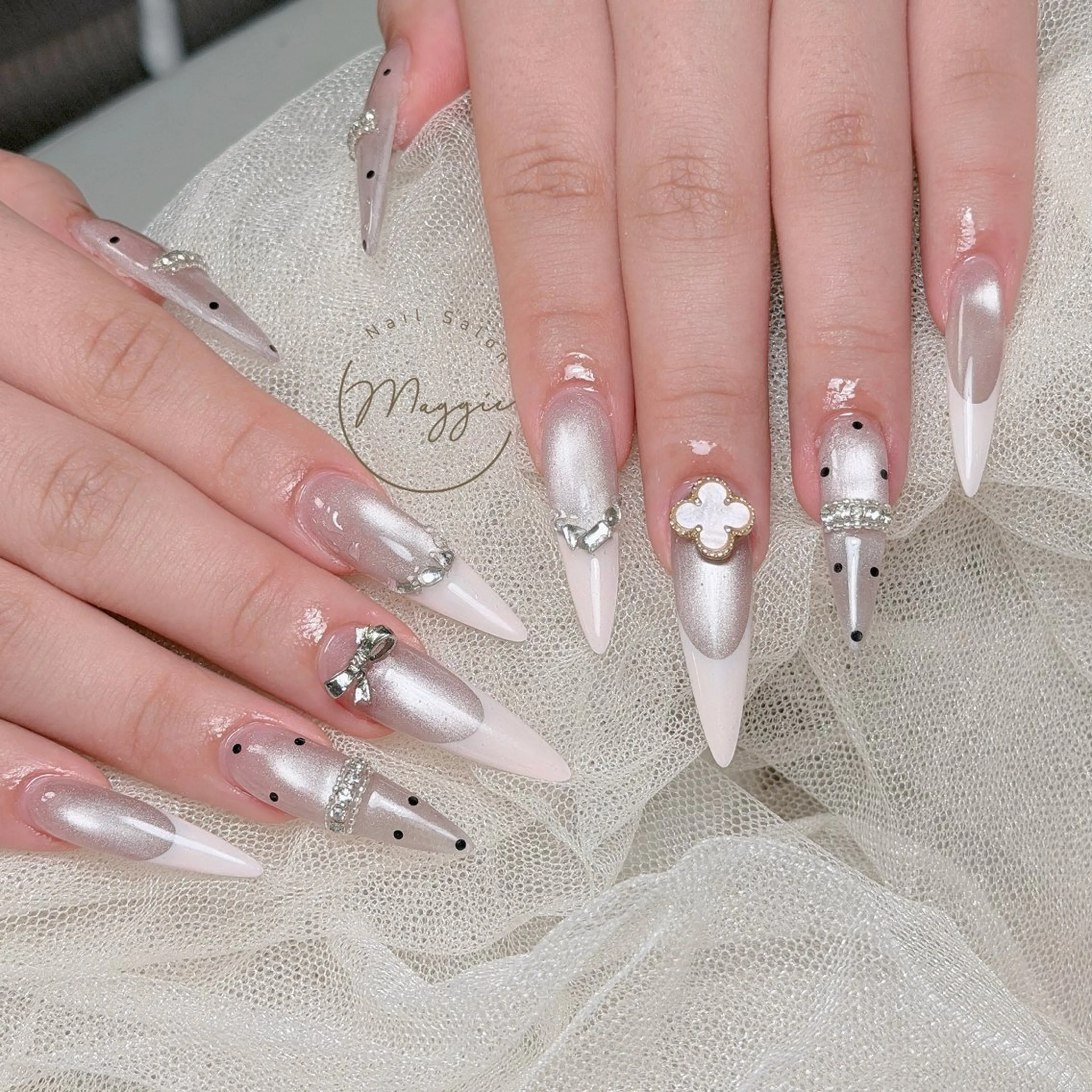 ネイル Maggie Nail🦩のネイルデザイン