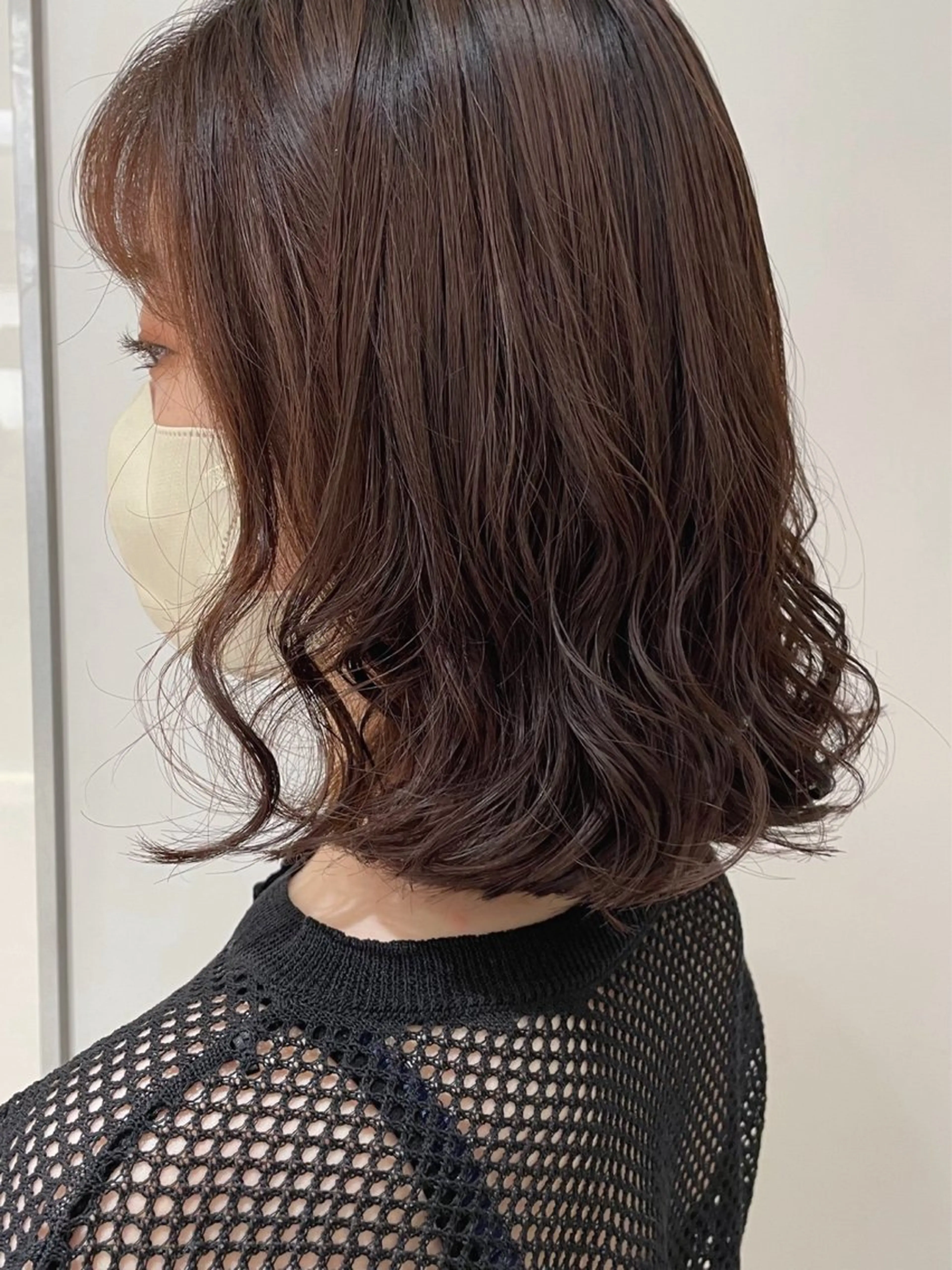 ミディアム パーマ カット パーマ コテ巻き風パーマ✨ 韓国ヘア🤎近下菜央のヘアスタイル