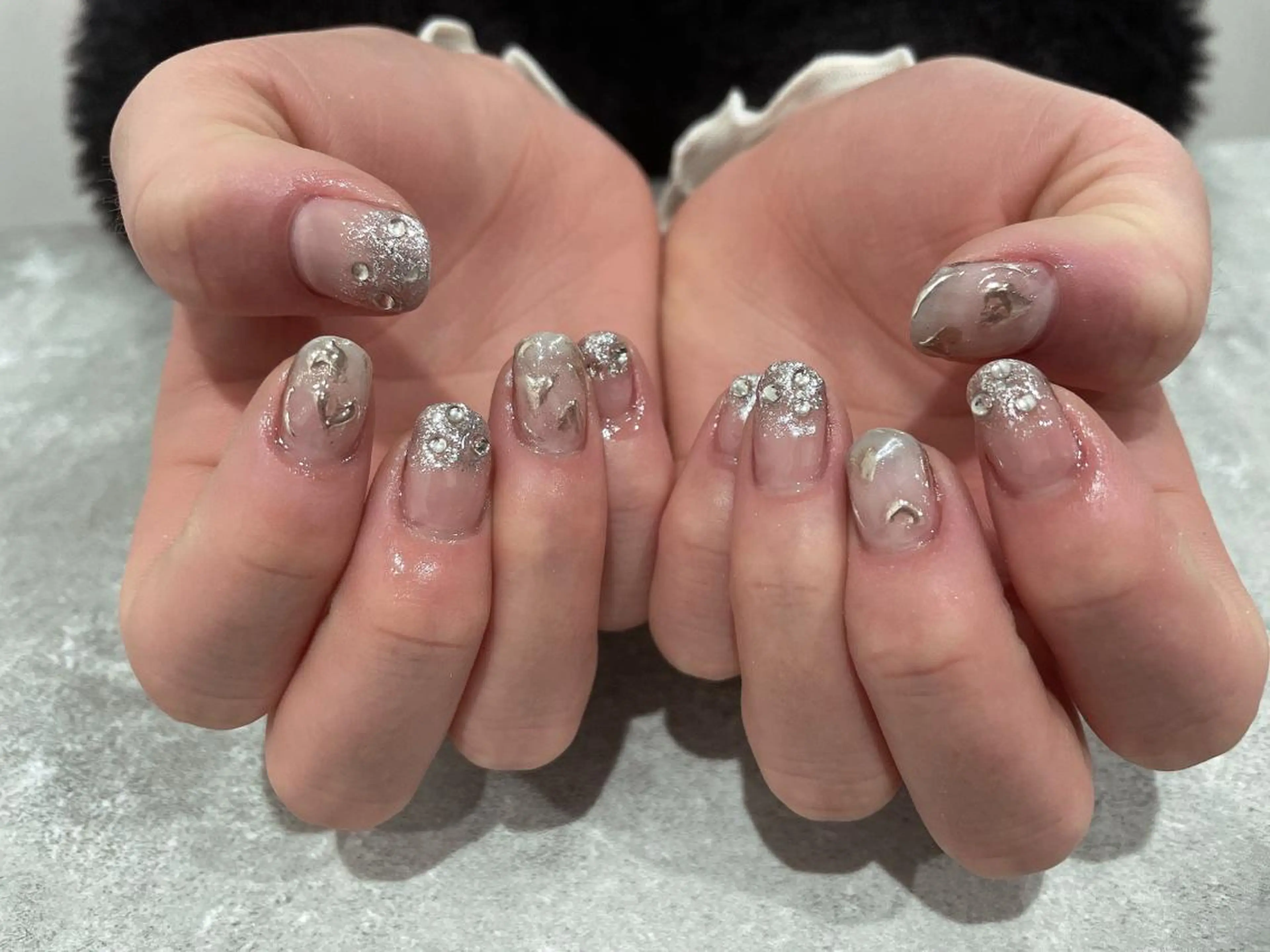 ネイル 持ち込み Raviliss ♡のネイルデザイン