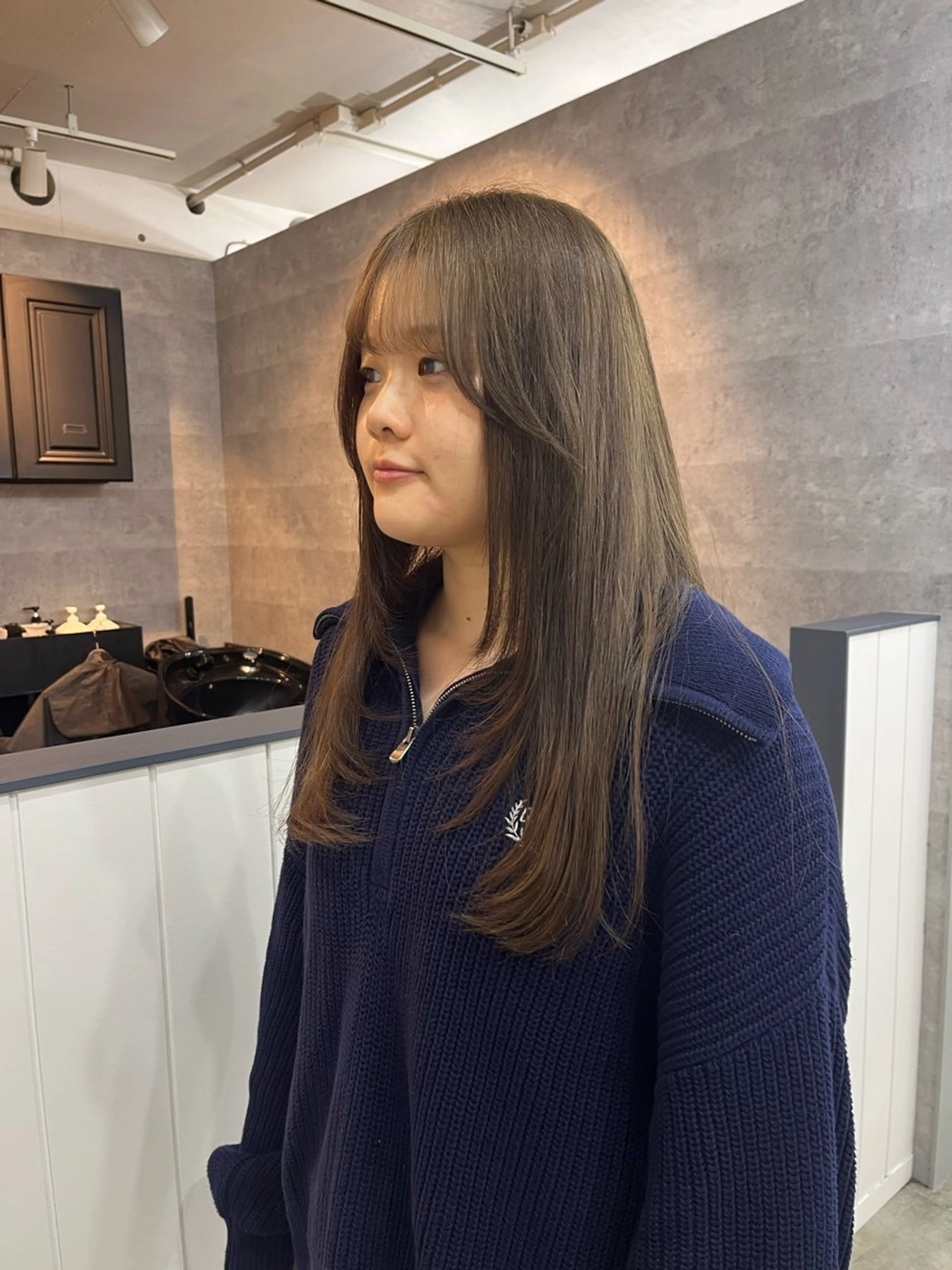 ロング ヘアカラー 韓国風透明感カラー 💎YUI💎のヘアスタイル