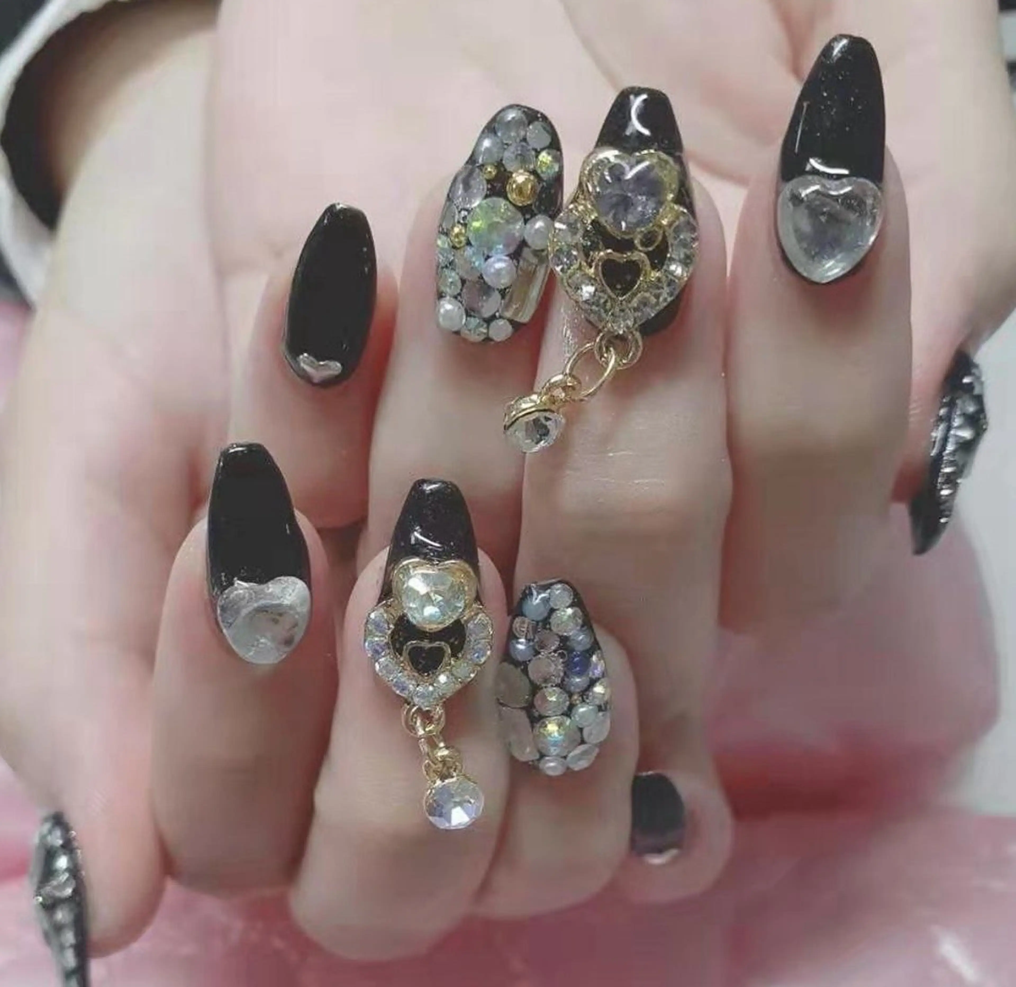 ネイル 美ノ庵ネイルサロン メトロポリタン前店のネイルデザイン