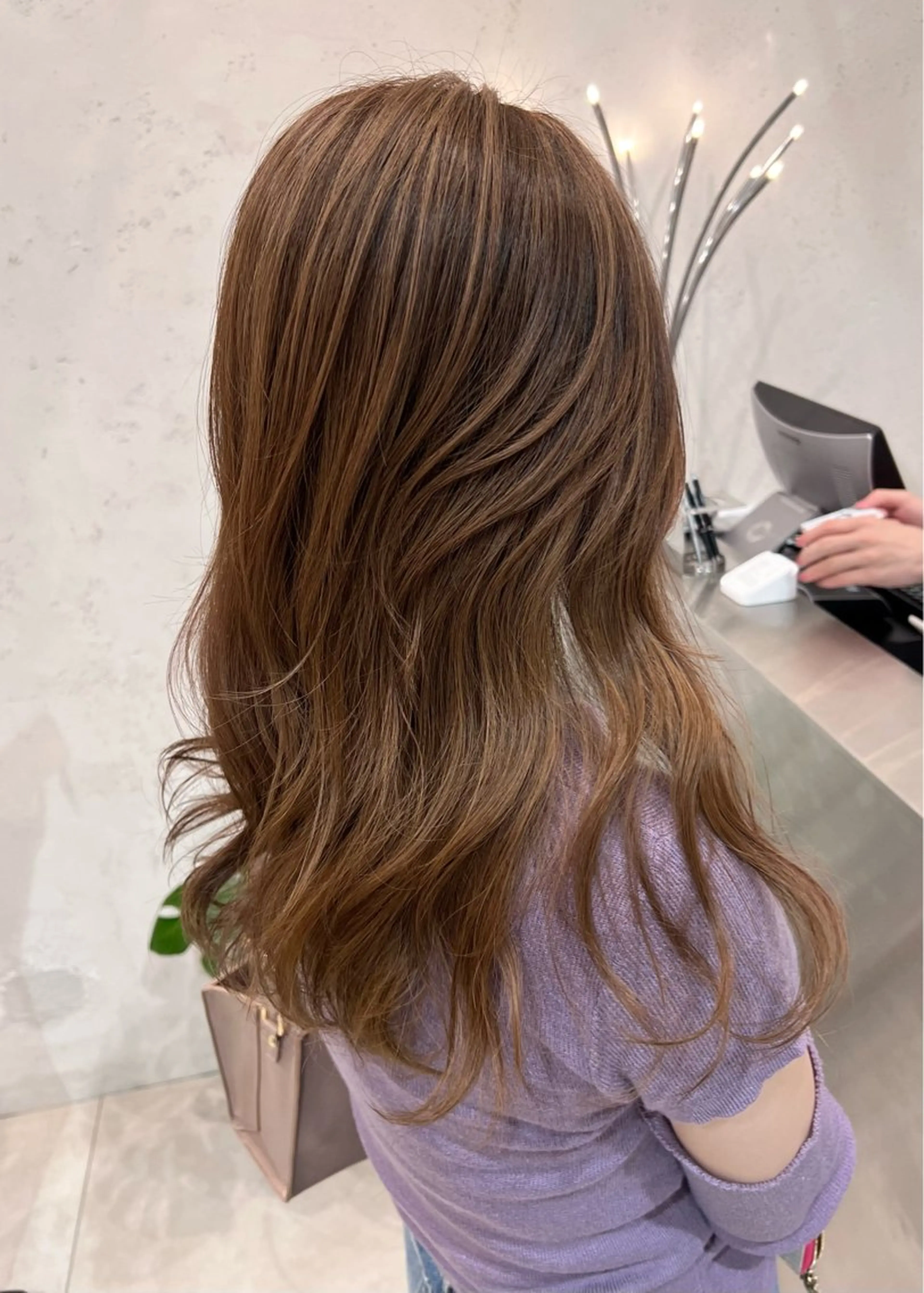 【🚨このクーポンをご覧になった方限定！？🚨】カット+ケアカラー+うる艶トリートメントの写真