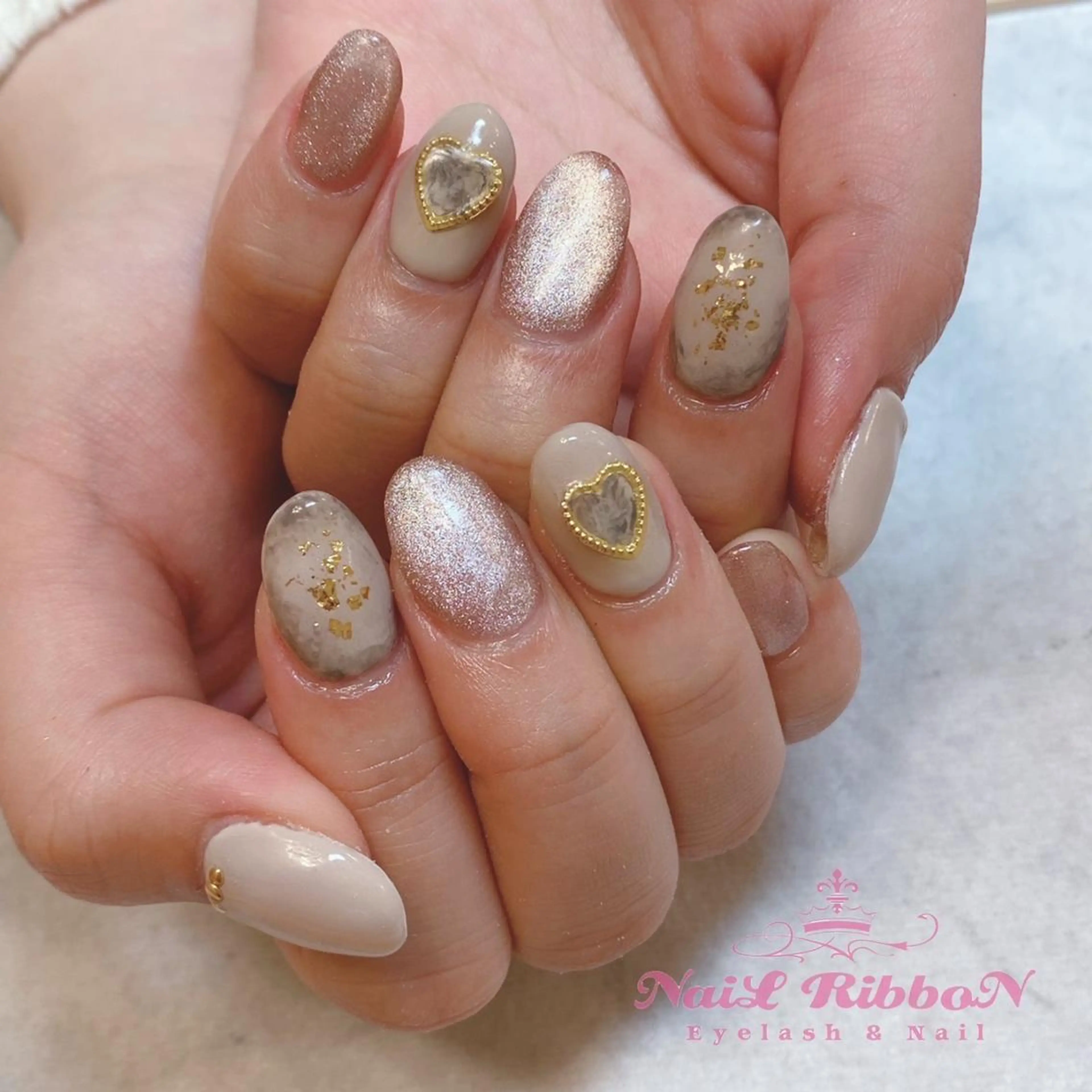 ネイル ネイルリボン 受付スタッフのネイルデザイン