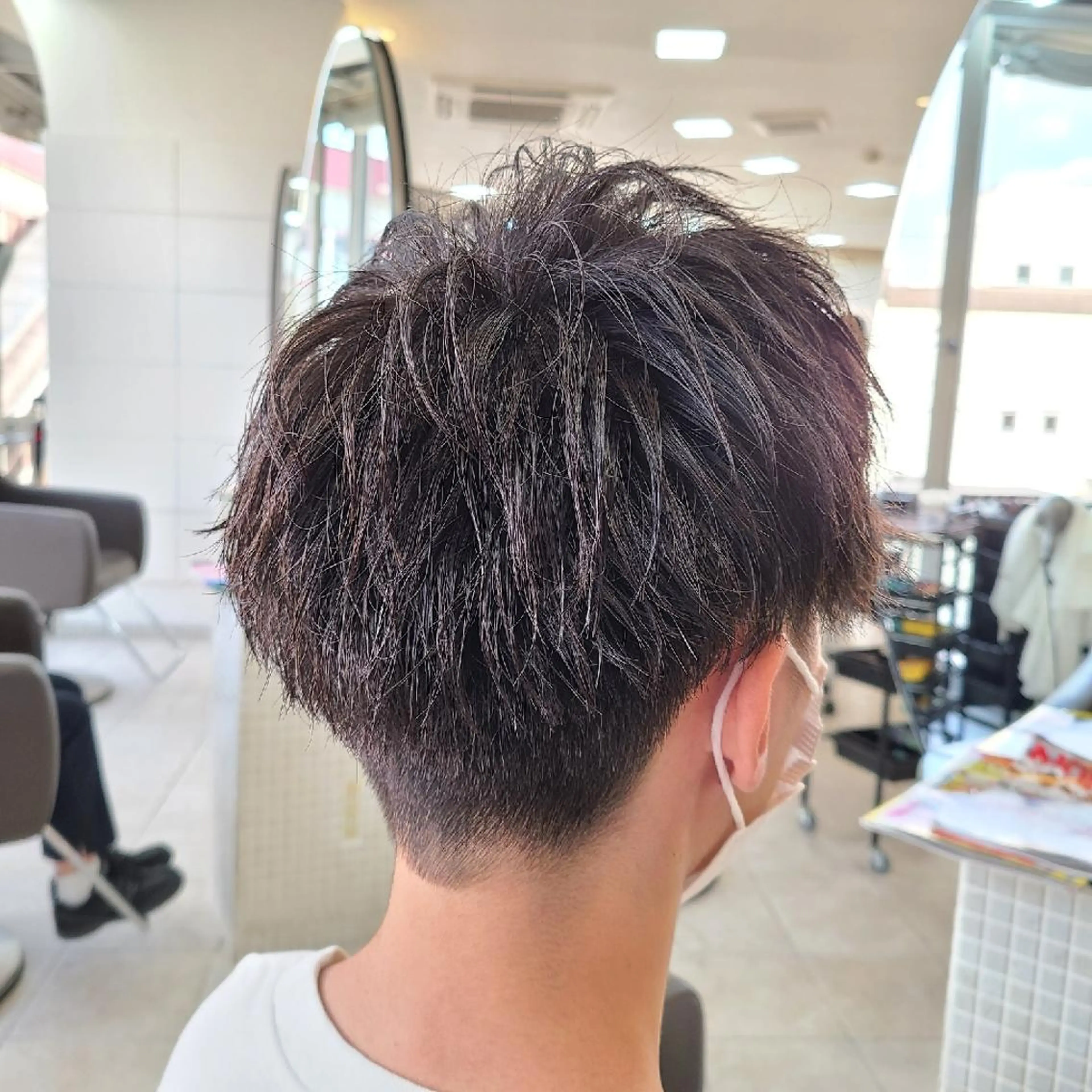 《メンズ限定》🧏♂️メンズカット+ツイストスパイラルパーマ+クイックトリートメント+眉カットの写真