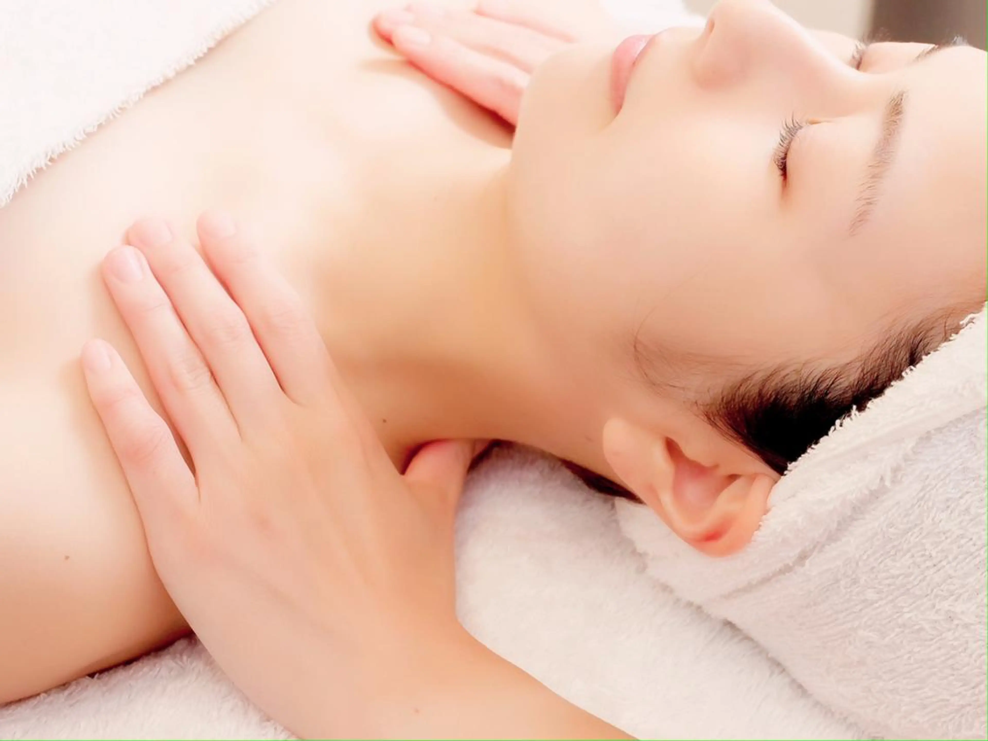 【なりたい肌MENU】シワたるみのない肌ラインズLRパックコース初回70分6600円の写真