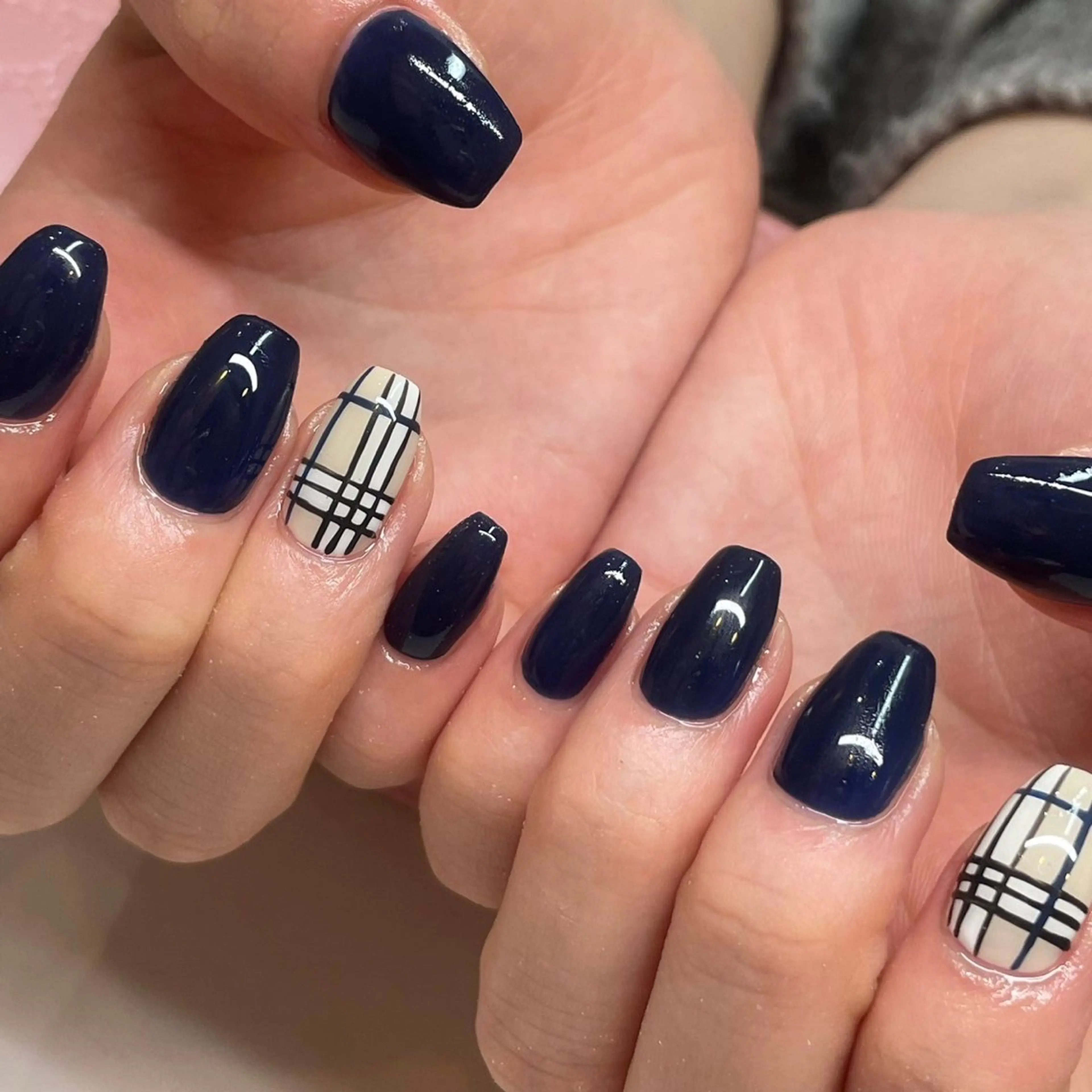 ネイル ハンドネイル ハンドケア 心斎橋Salon Epokkuのネイルデザイン