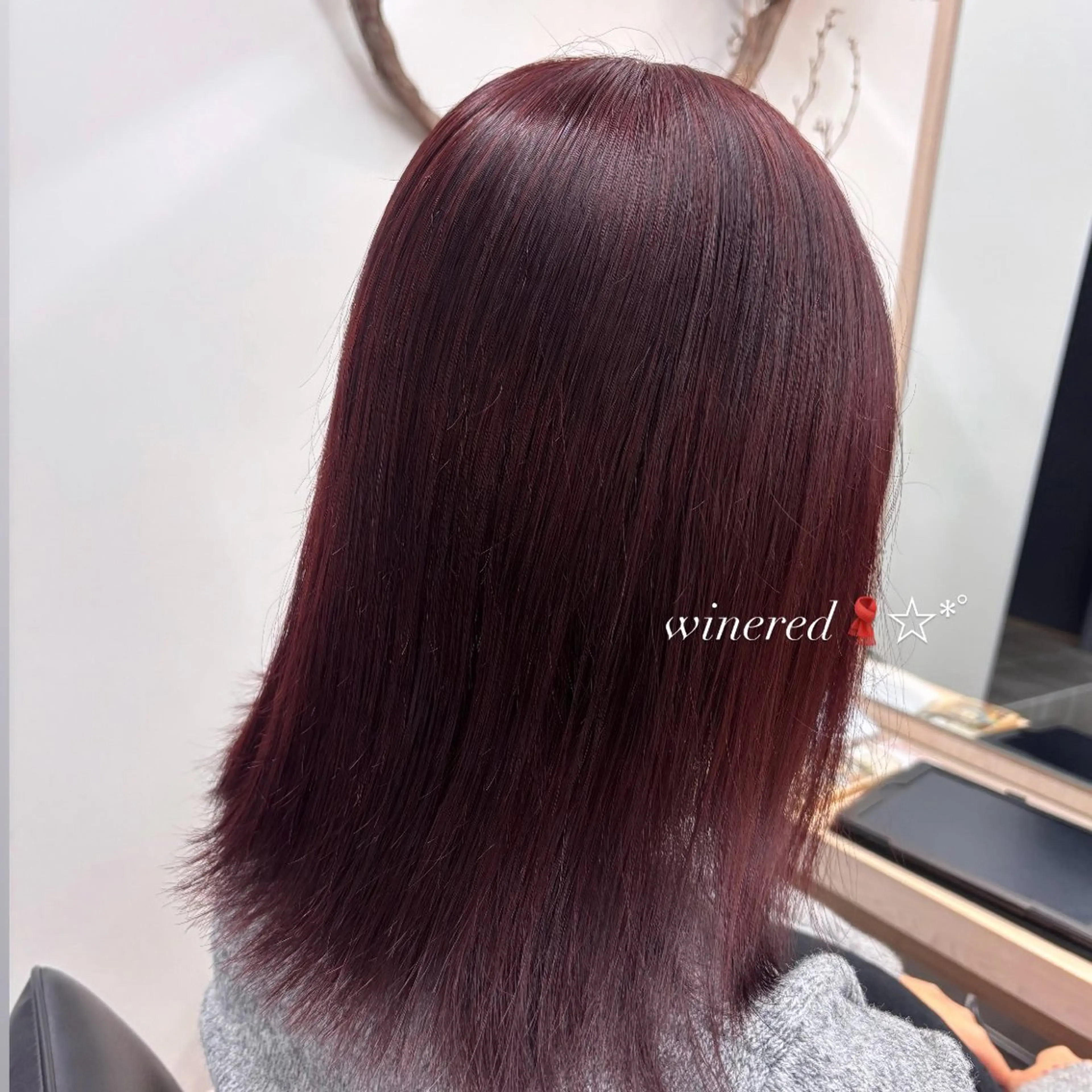 ミディアム カラー ブリーチ ダブルカラー ブリーチなしカラー レッドカラー かどたはるな レイヤー/パーマのヘアスタイル