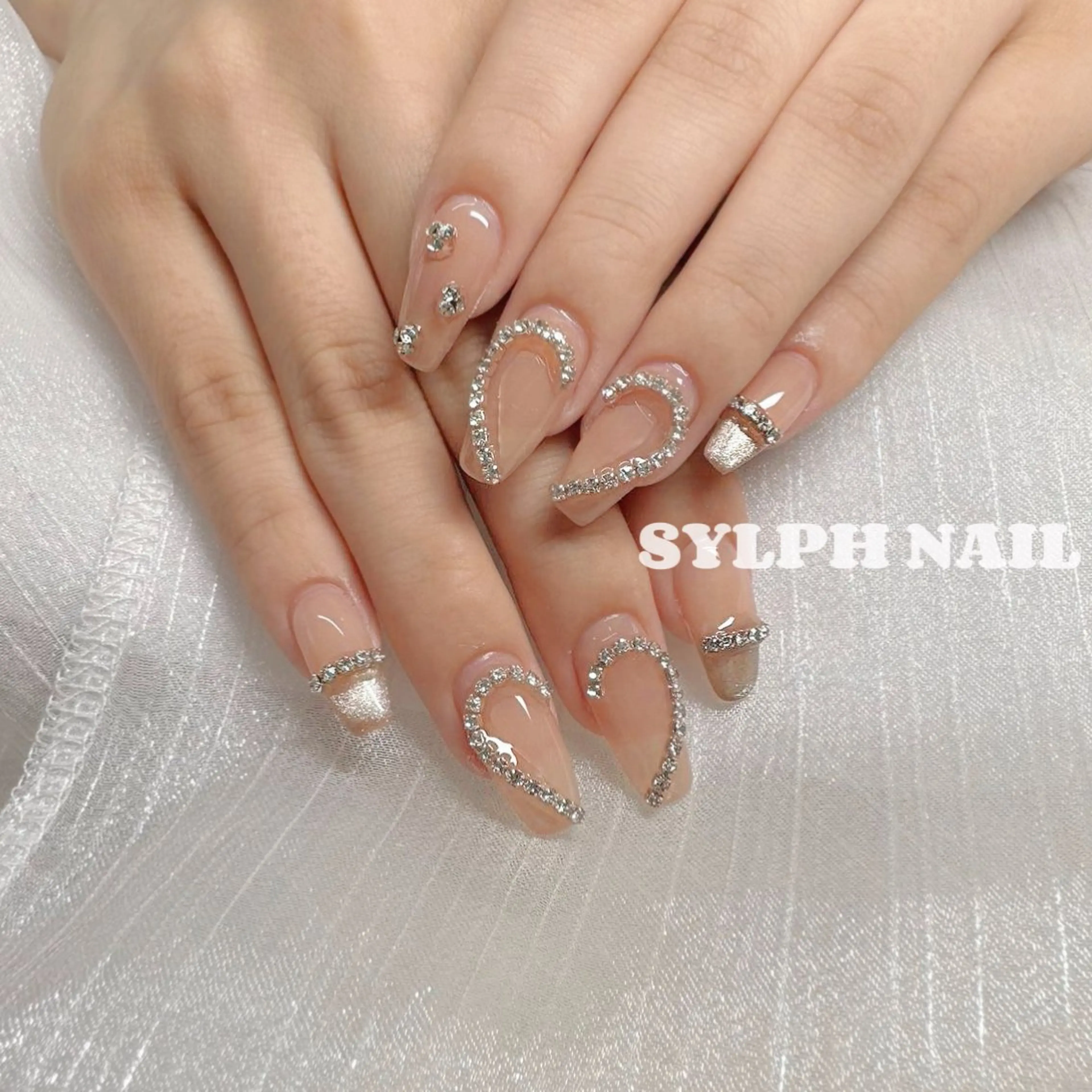 ネイル Trend Nail シルフのネイルデザイン