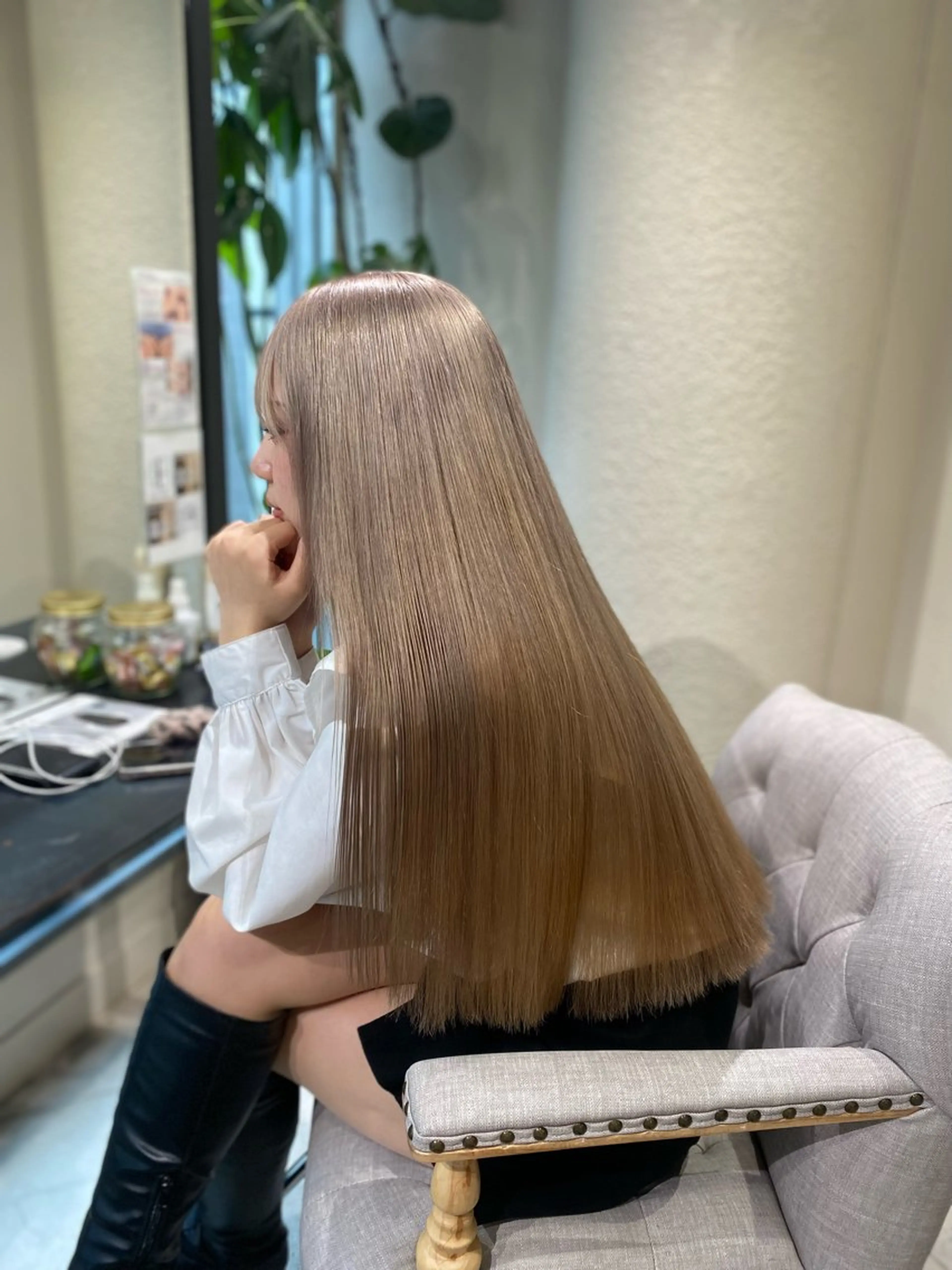 カラー ヘアカラー ハイトーン✨艶髪💘 💘 AYANO💘のヘアスタイル