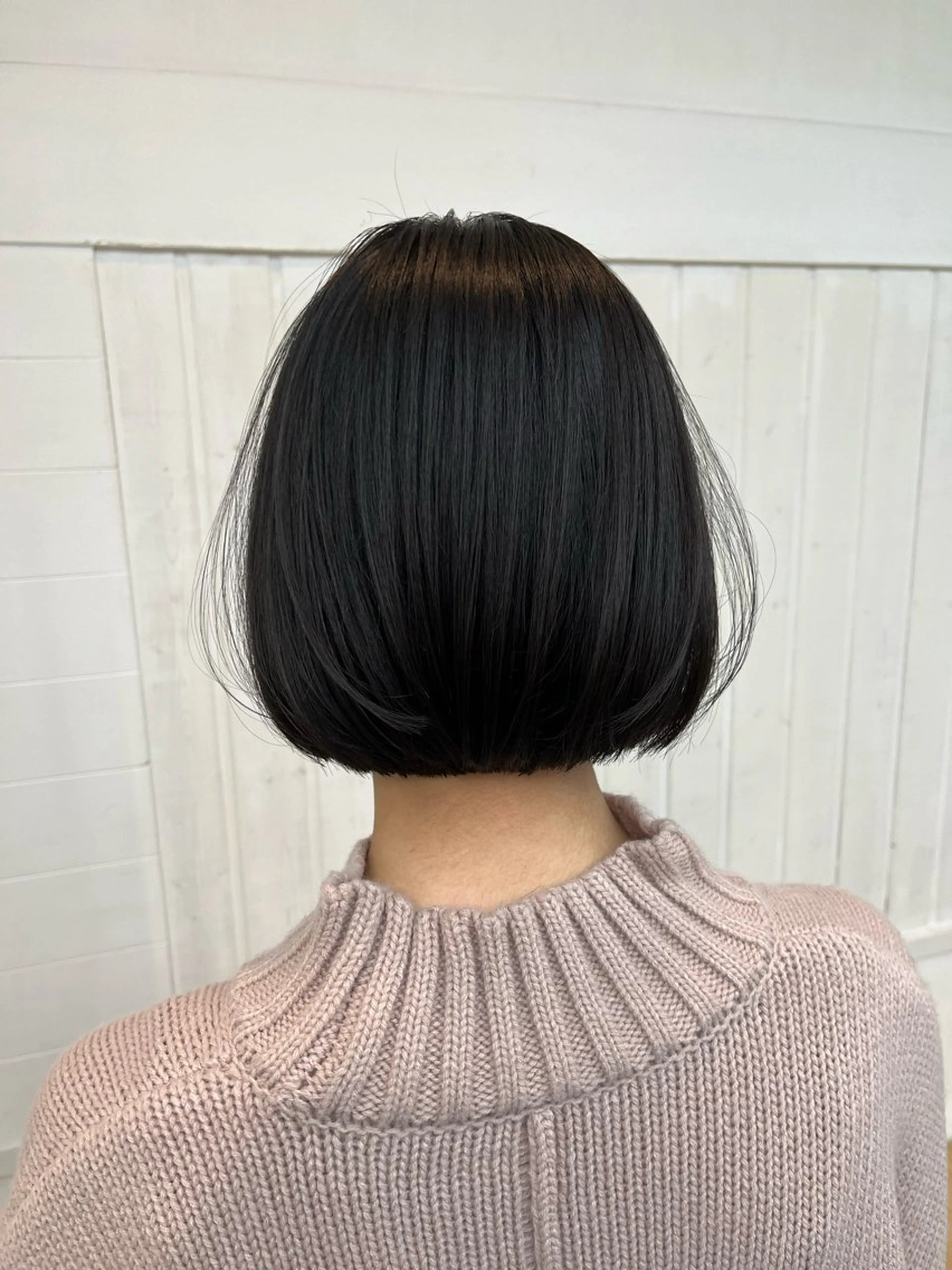 ショート カラー パーマ ヘアアレンジ 切りっぱなしボブ ショートボブ ボブ 髪質改善 似合わせカット カット トリートメント ヘッドスパ ヘアセット ®️レイヤー/透明感 カラー/星野六三四のヘアスタイル