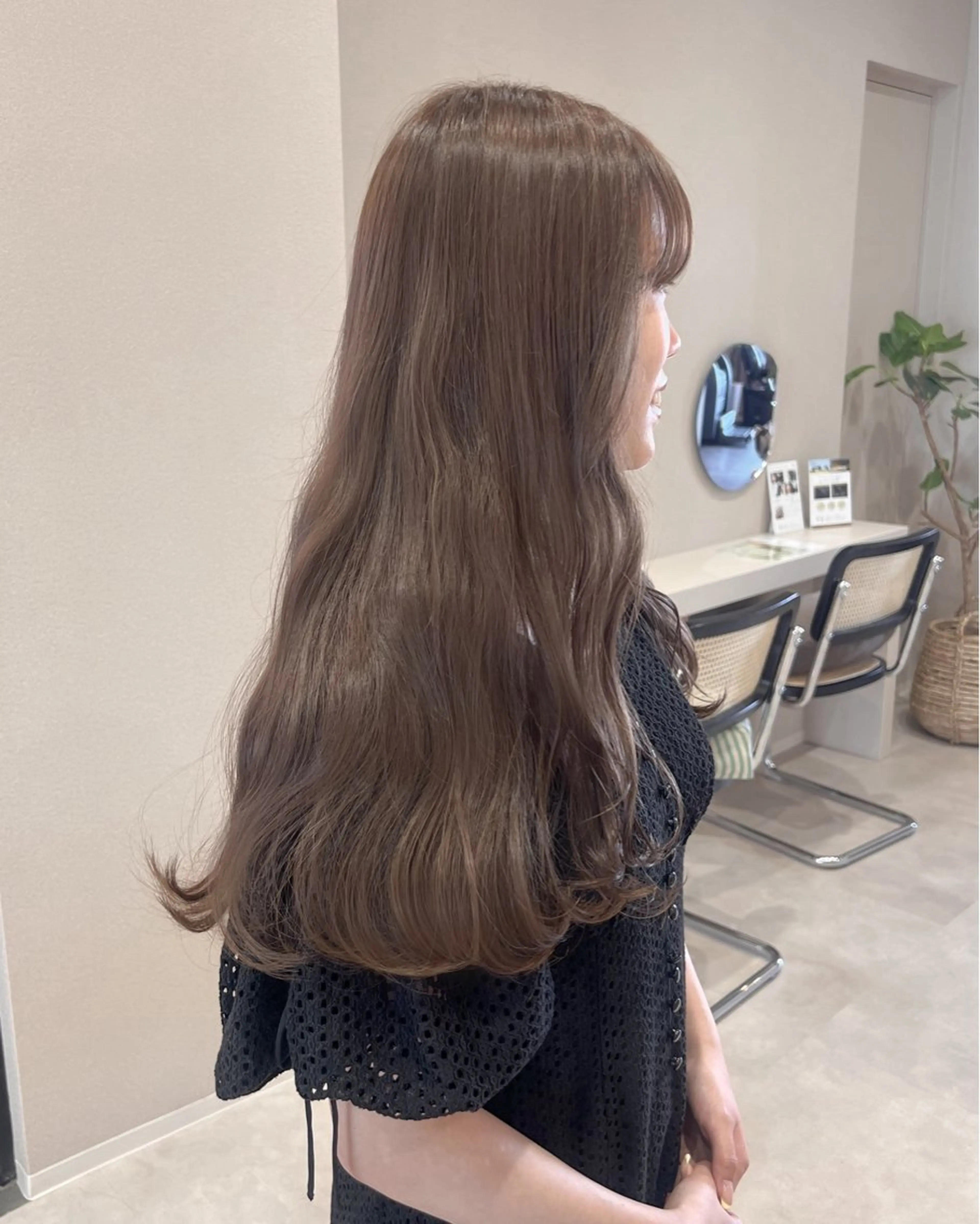ロング カラー ヘアカラー MIYU 原宿 透明感カラーのヘアスタイル