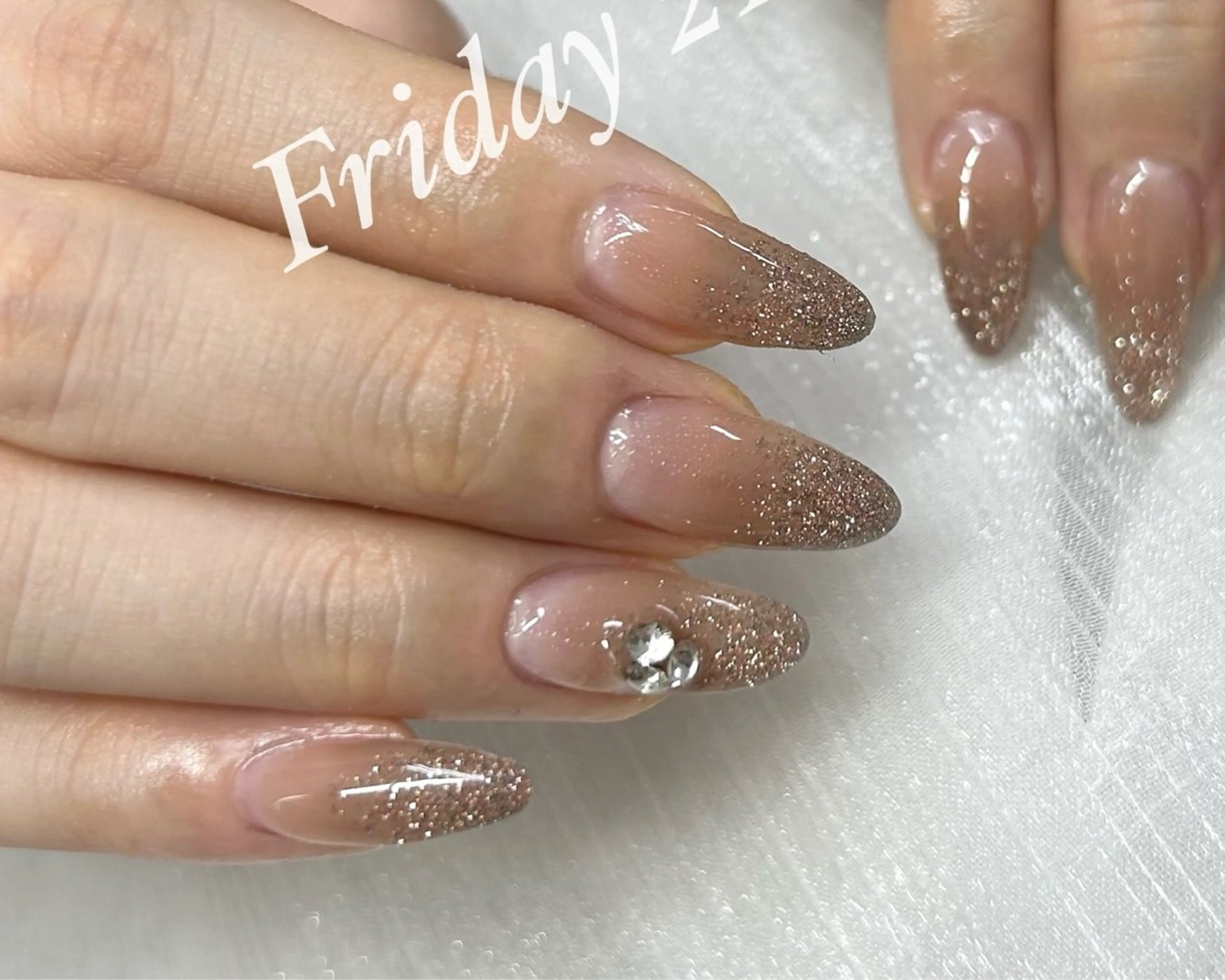 ネイル ネイルサロン Friday 21所属・ネイルサロン Friday 21のネイルデザイン