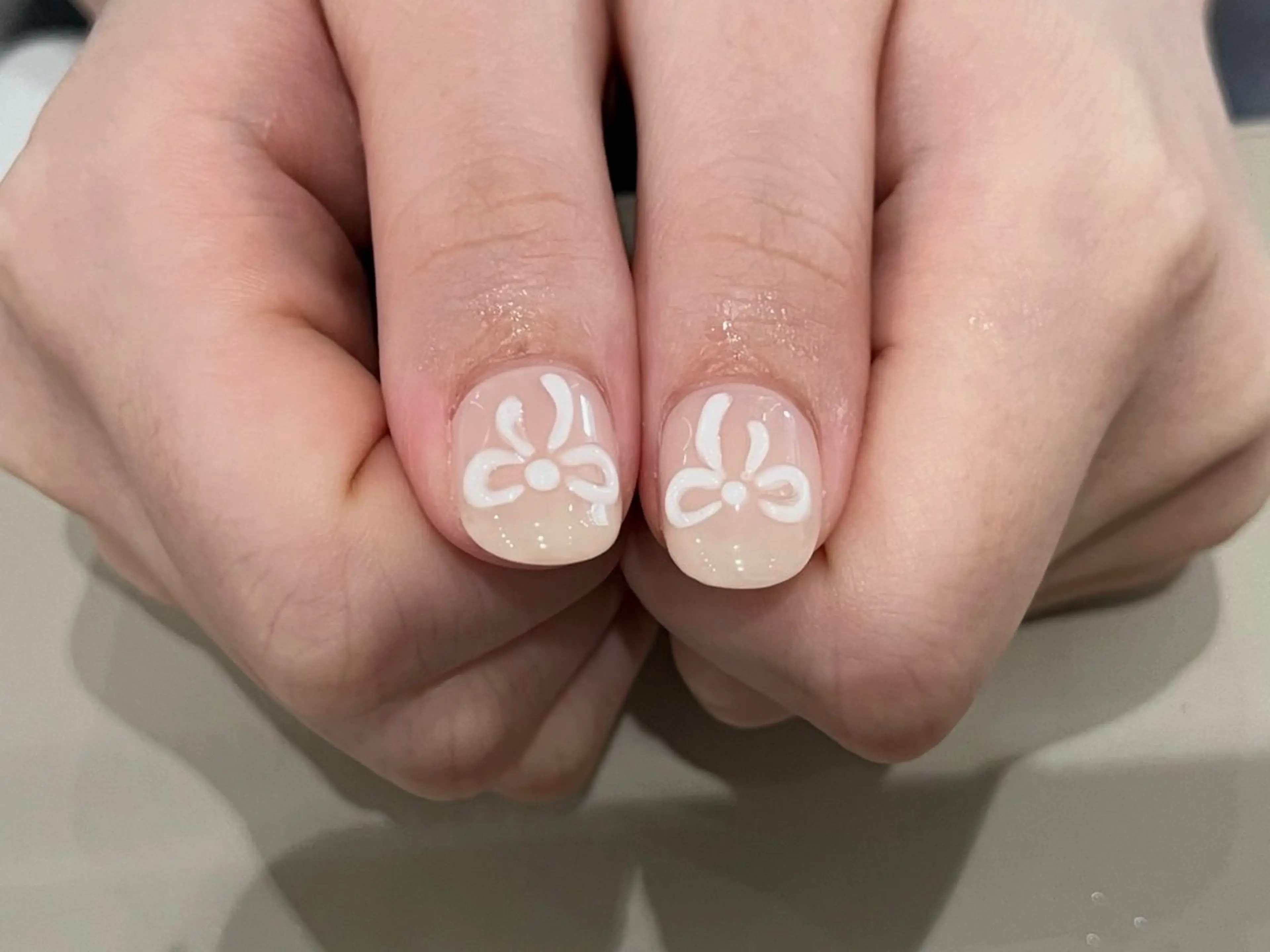 ネイル リボン Yarm As Etelのネイルデザイン